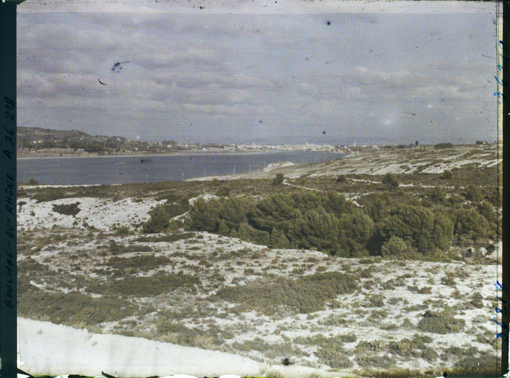 Image représentant Vue générale prise depuis la gare de Martigues-Caronte