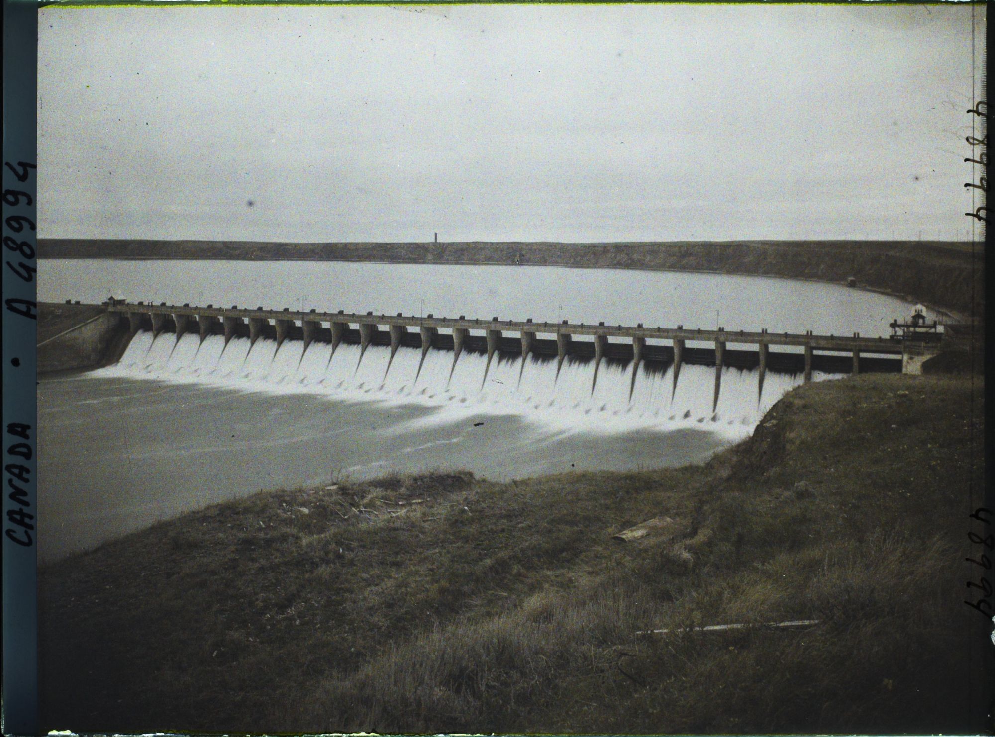 Image représentant Canada, Bassano, Barrage de la Bosse - Ensemble du Barrage