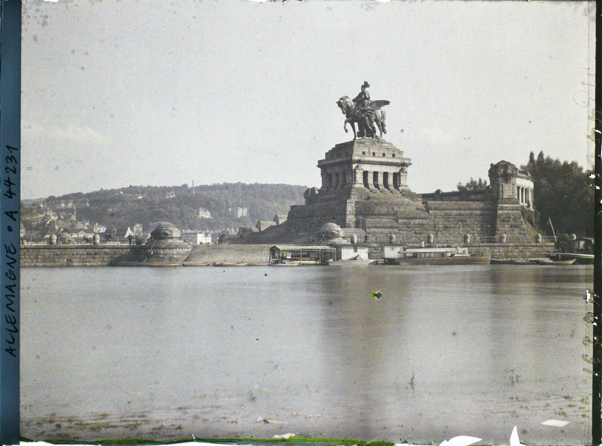 Image représentant Allemagne, Coblence, Statue Guillaume Ier au conflluent du Rhin et de la Moselle