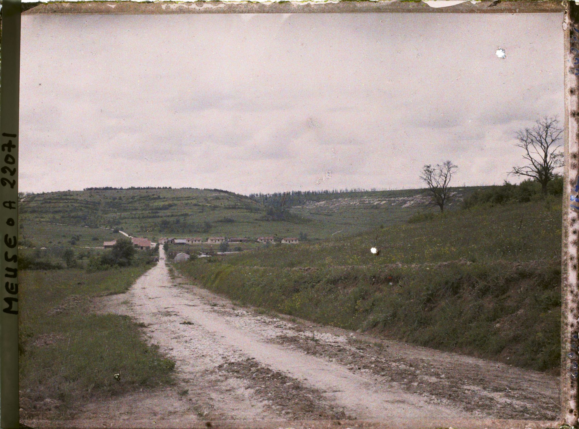 Image représentant France, St Rémy, Nouveau St Rémy, le Bois Haut et la tranchée de Calonnes