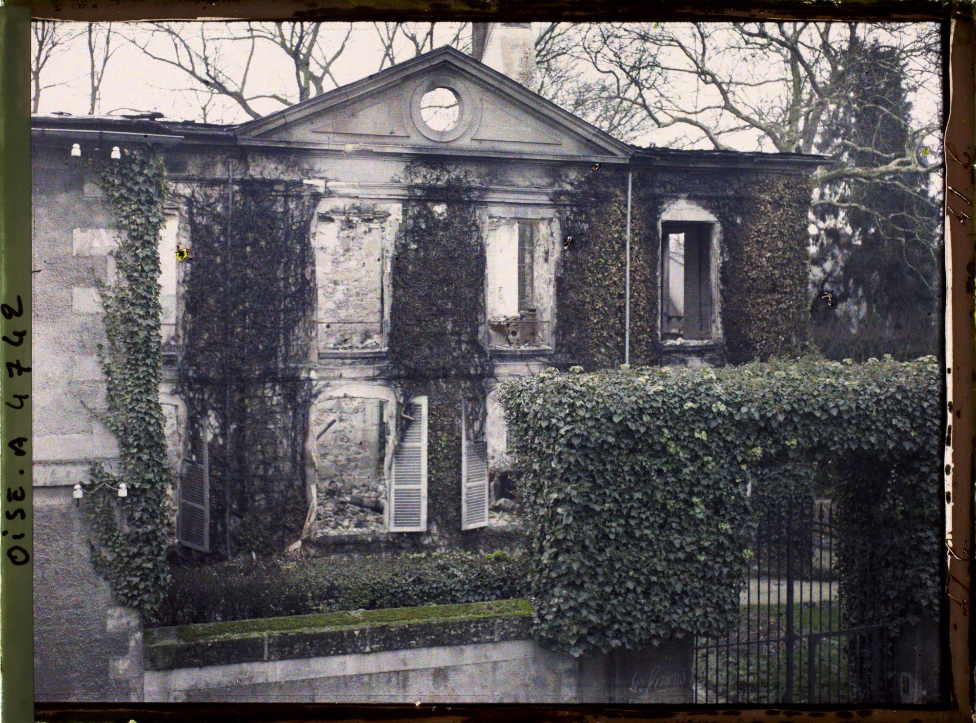 Image représentant Ruines de la maison du notaire, en face de l'hôtel du Grand Cerf
