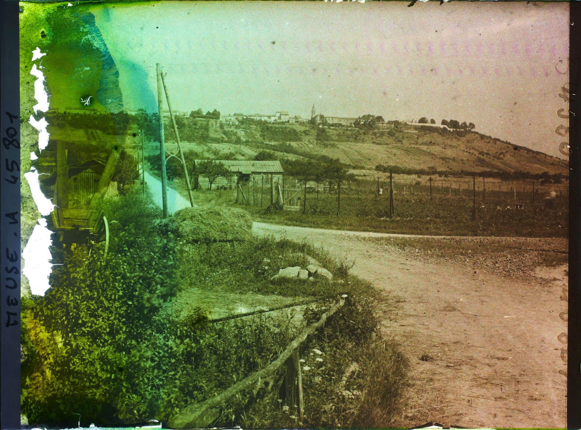 Image représentant France, Vigneulles, Crête d'Hattonchâtel vue de Vigneulles