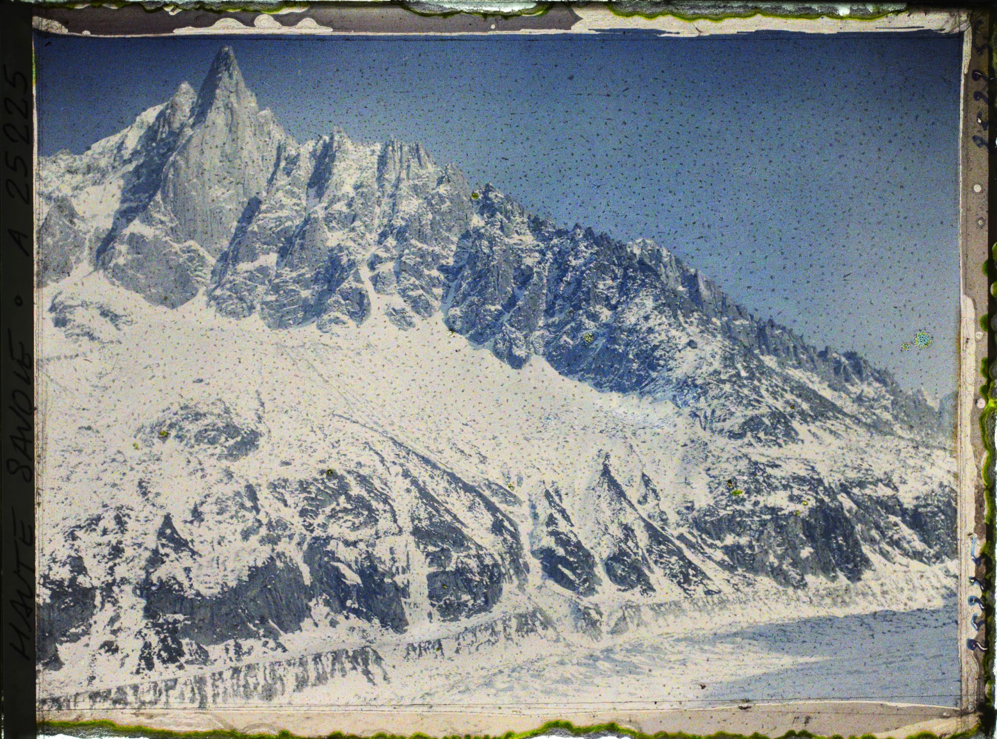 Image représentant France Les Alpes, La mer de Glace, L'Aiguille Verte, le Dru, le Moine