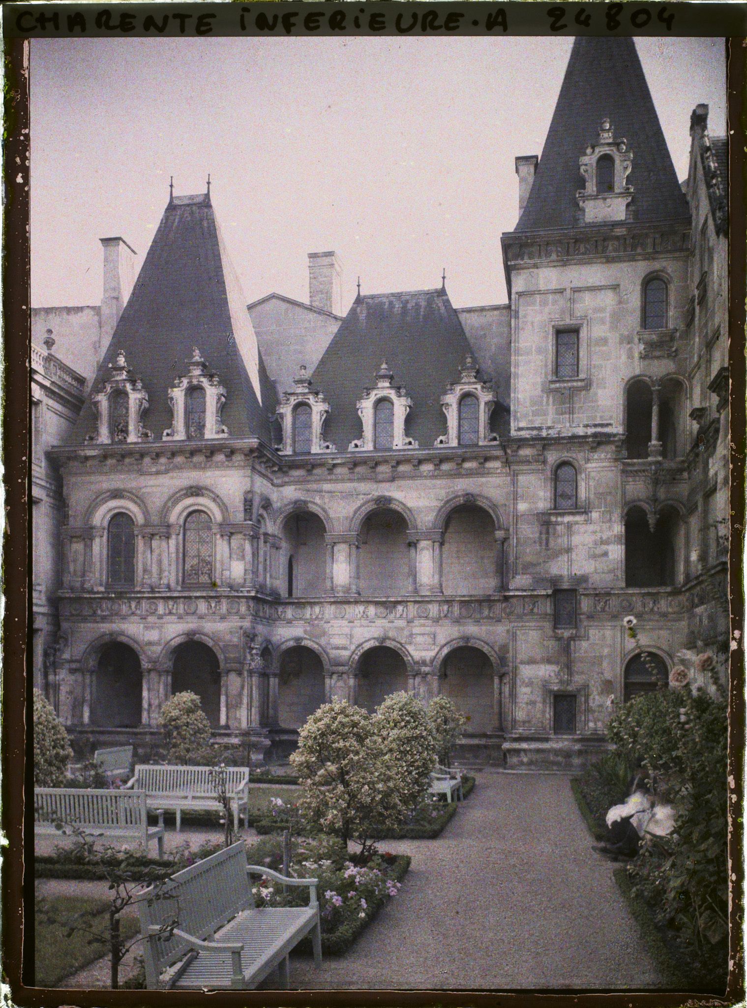 Image représentant La façade Renaissance de la Maison dite d'Henri II