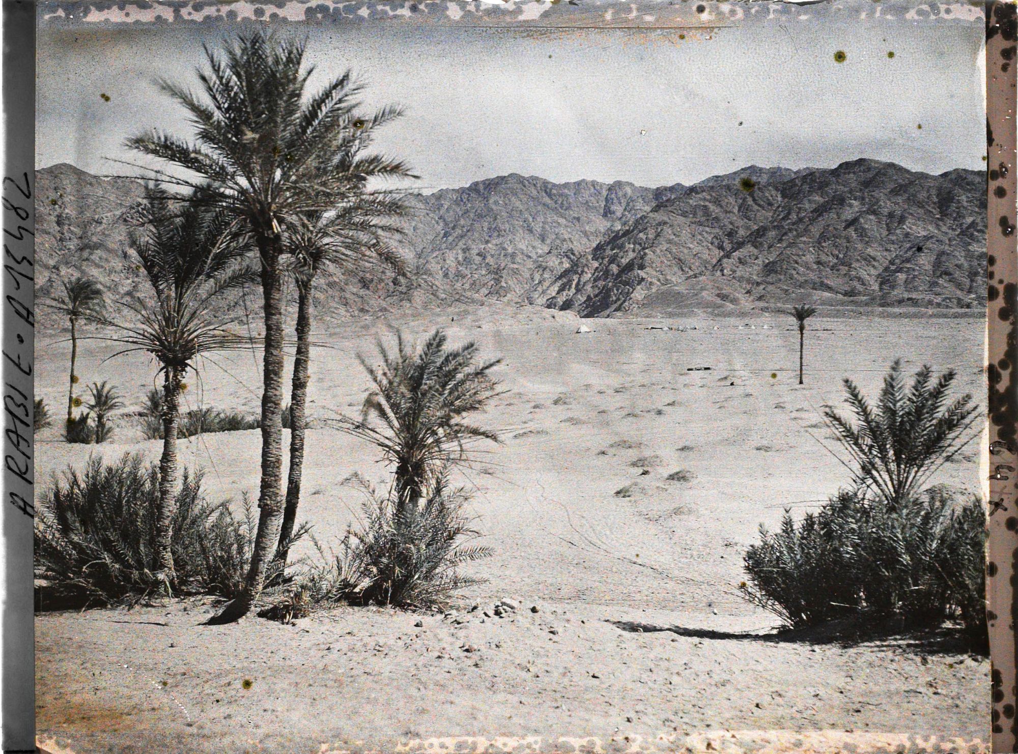 Image représentant Vers l'intérieur des terres