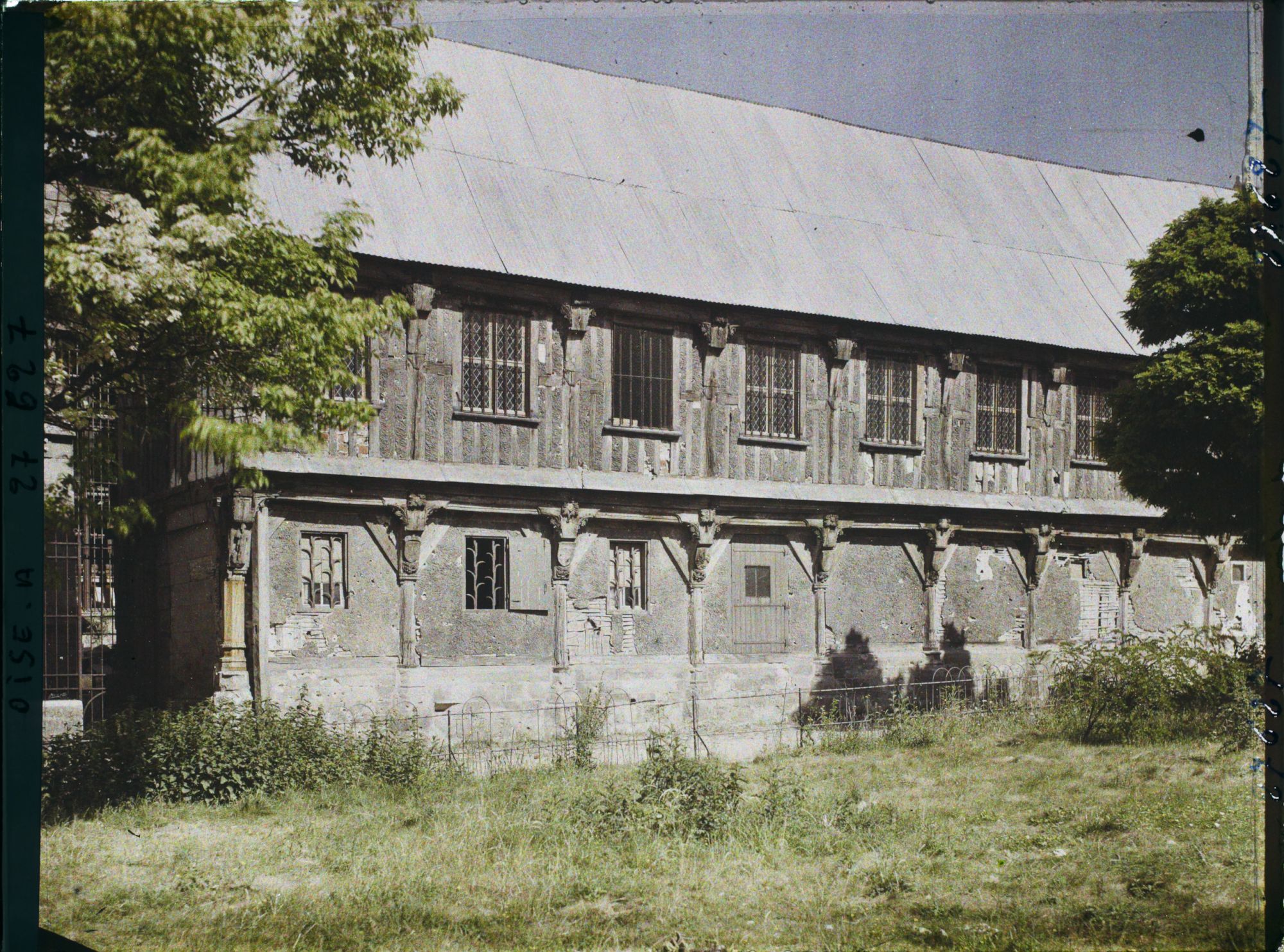 Image représentant France, Noyon, La Bibliothèque des Chanoines
