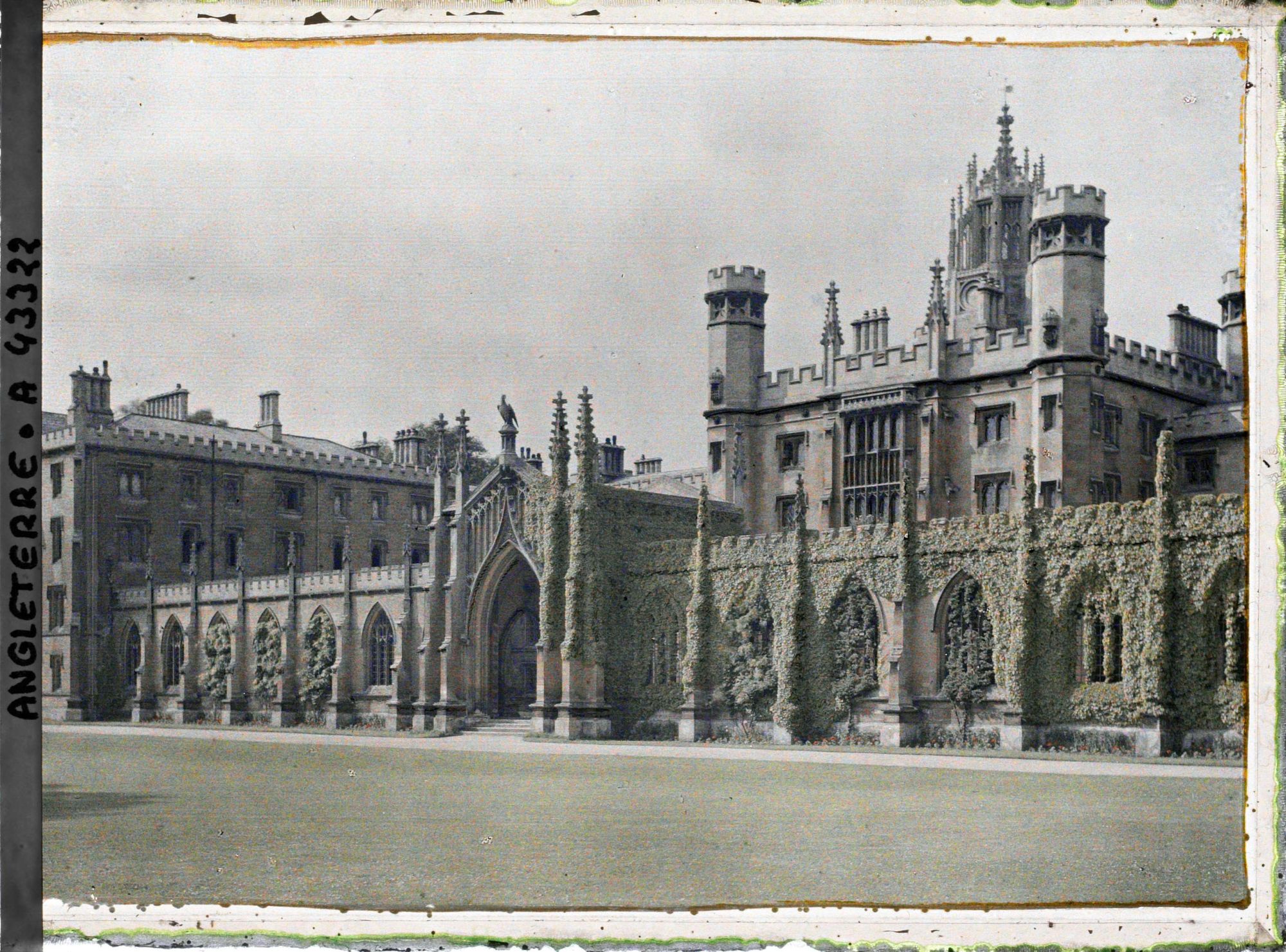 Image représentant Vue du parc du Saint John's College