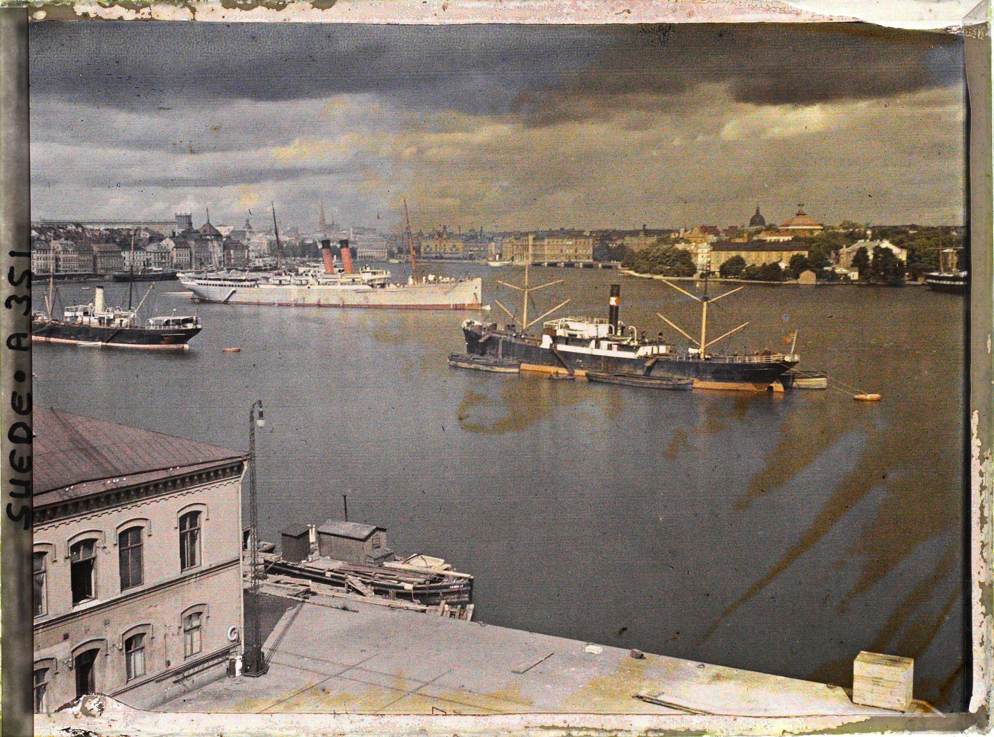 Image représentant Vue prise du quartier sud de Södermalm vers le Saltsjön