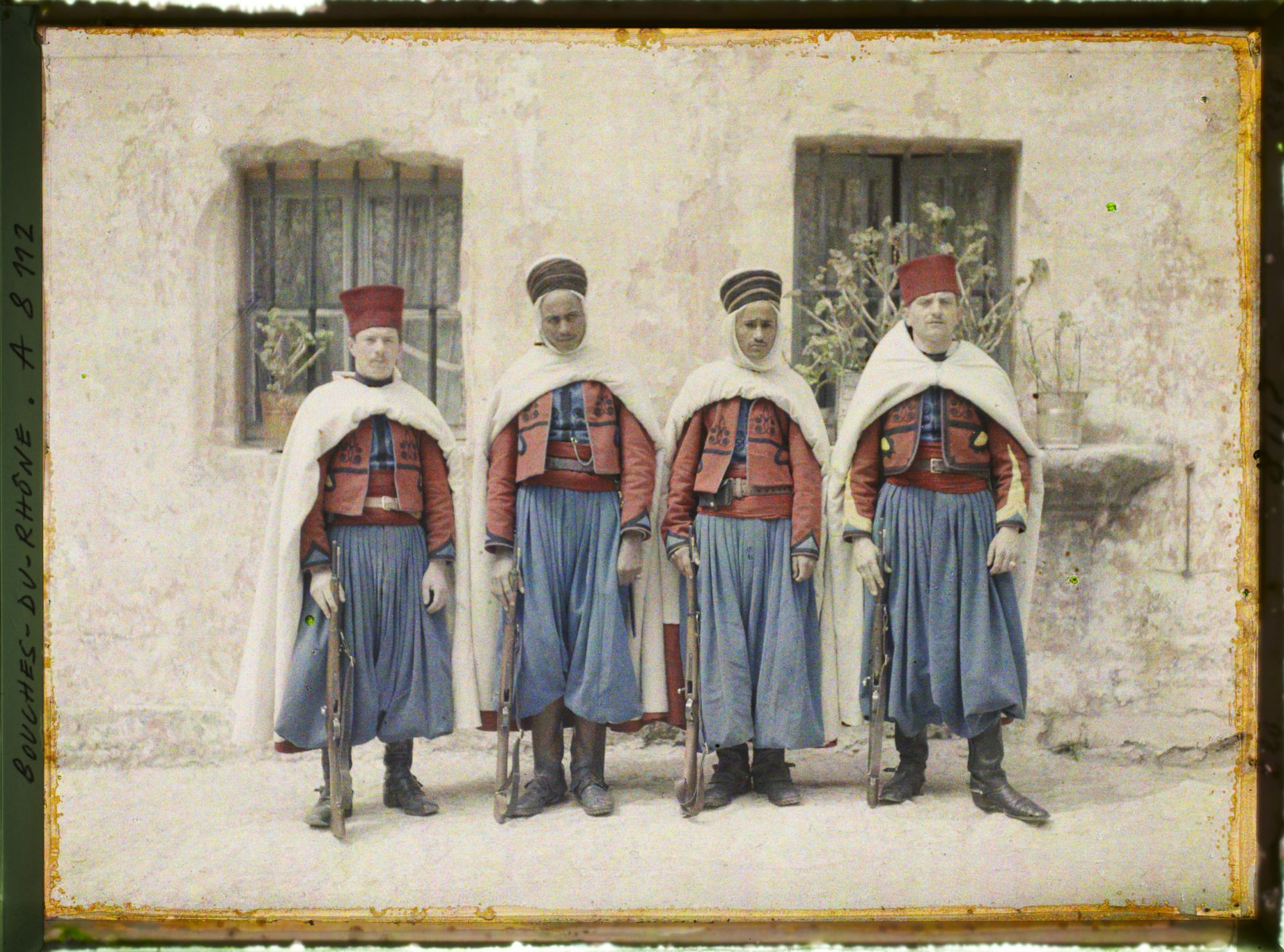 Image représentant Les Spahis dans le Château du roi René