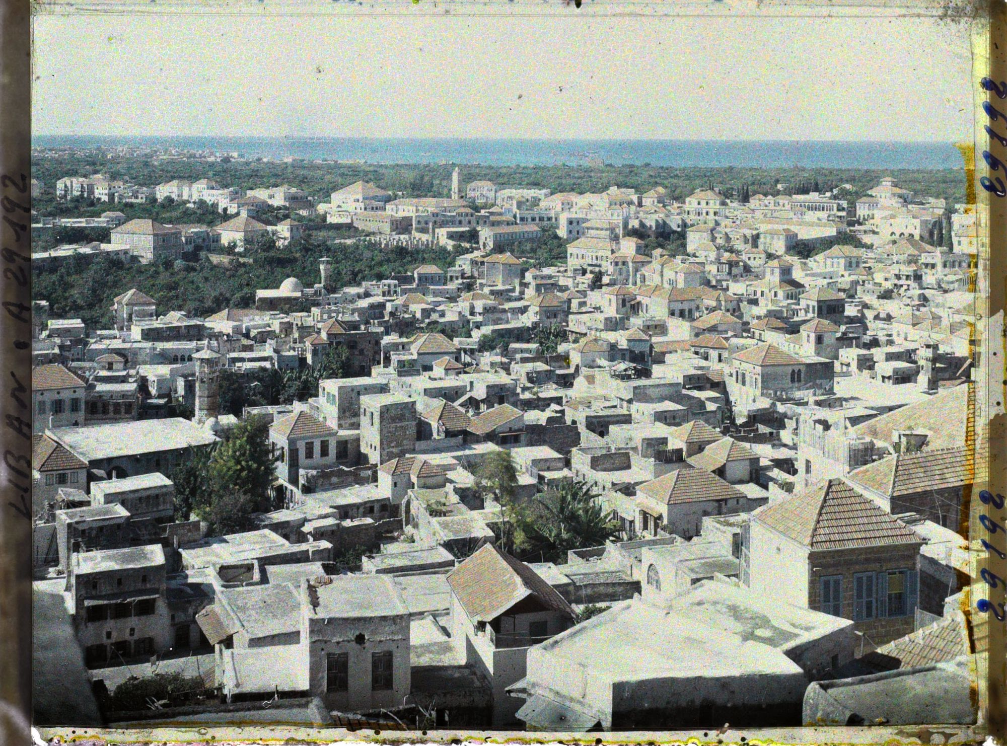 Image représentant Panorama de la ville vers El Mina, au nord-ouest