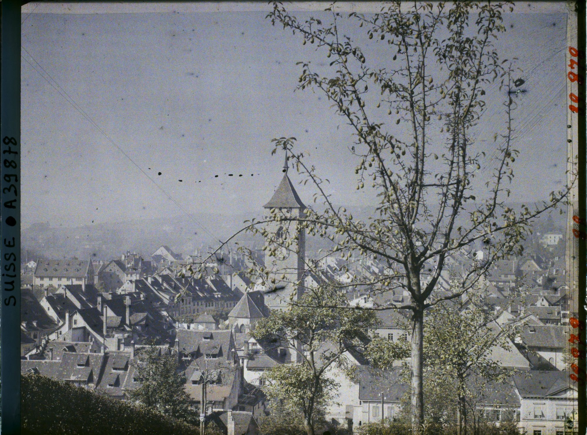 Image représentant Panorama sur Schaffhouse et l'église St. Johann depuis le Munot