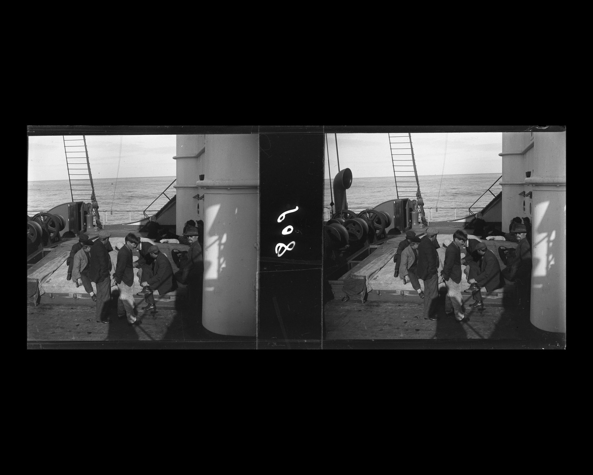 Image représentant Emigrants sur le pont