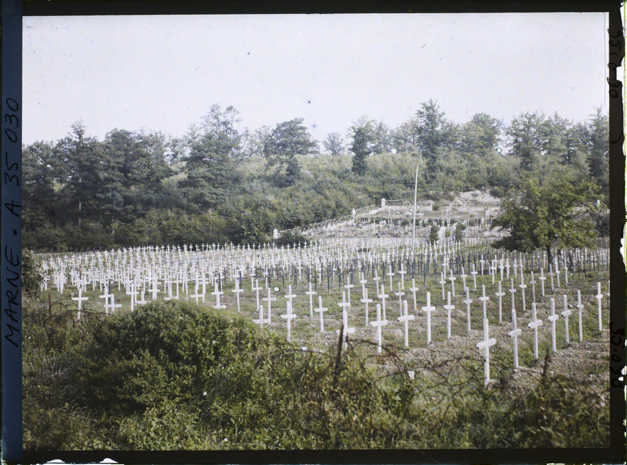 Image représentant France, La Harazée, Cimetière militaire N° 3