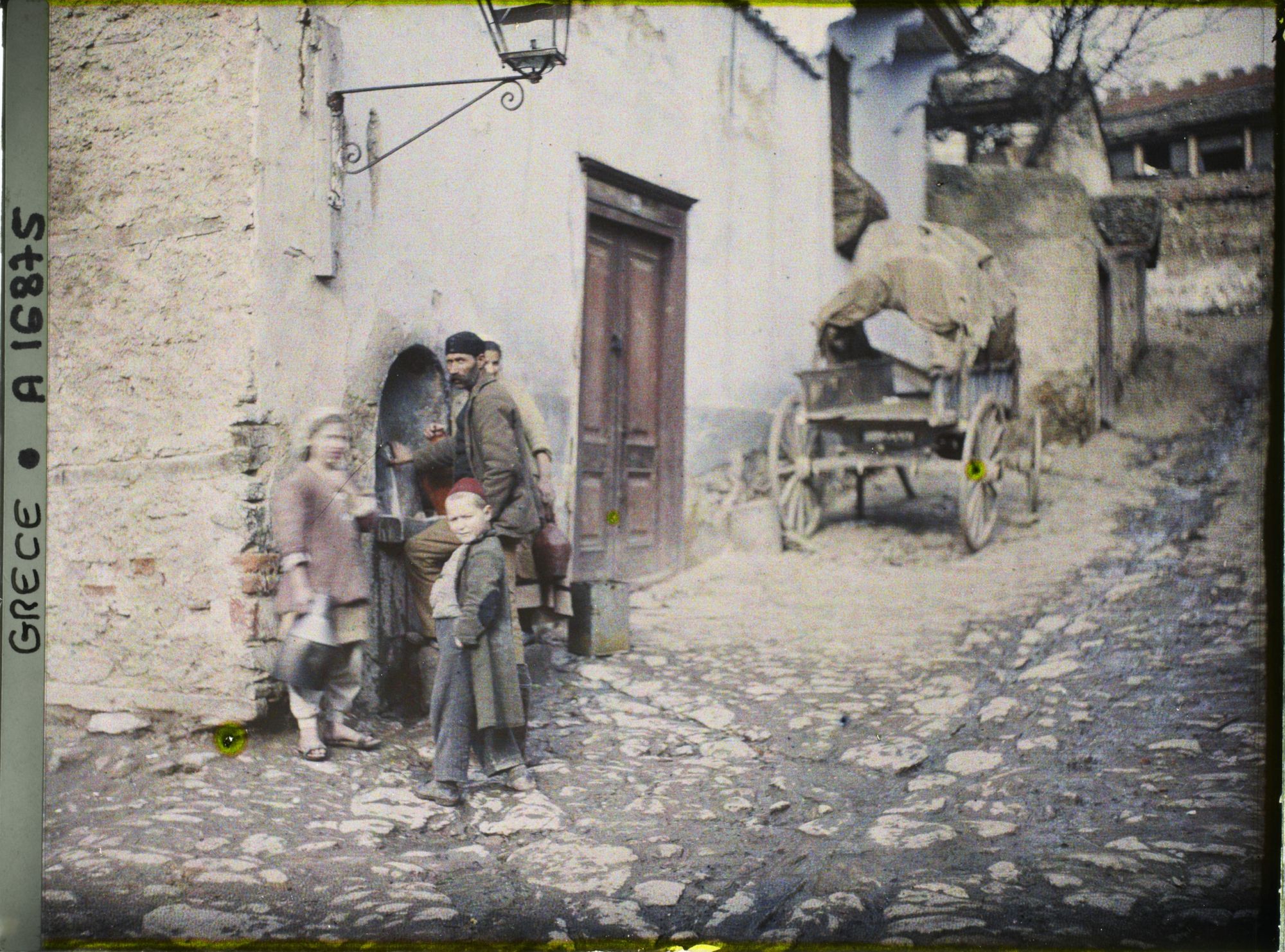 Image représentant Grèce, Salonique, Une fontaine dans la Ville haute