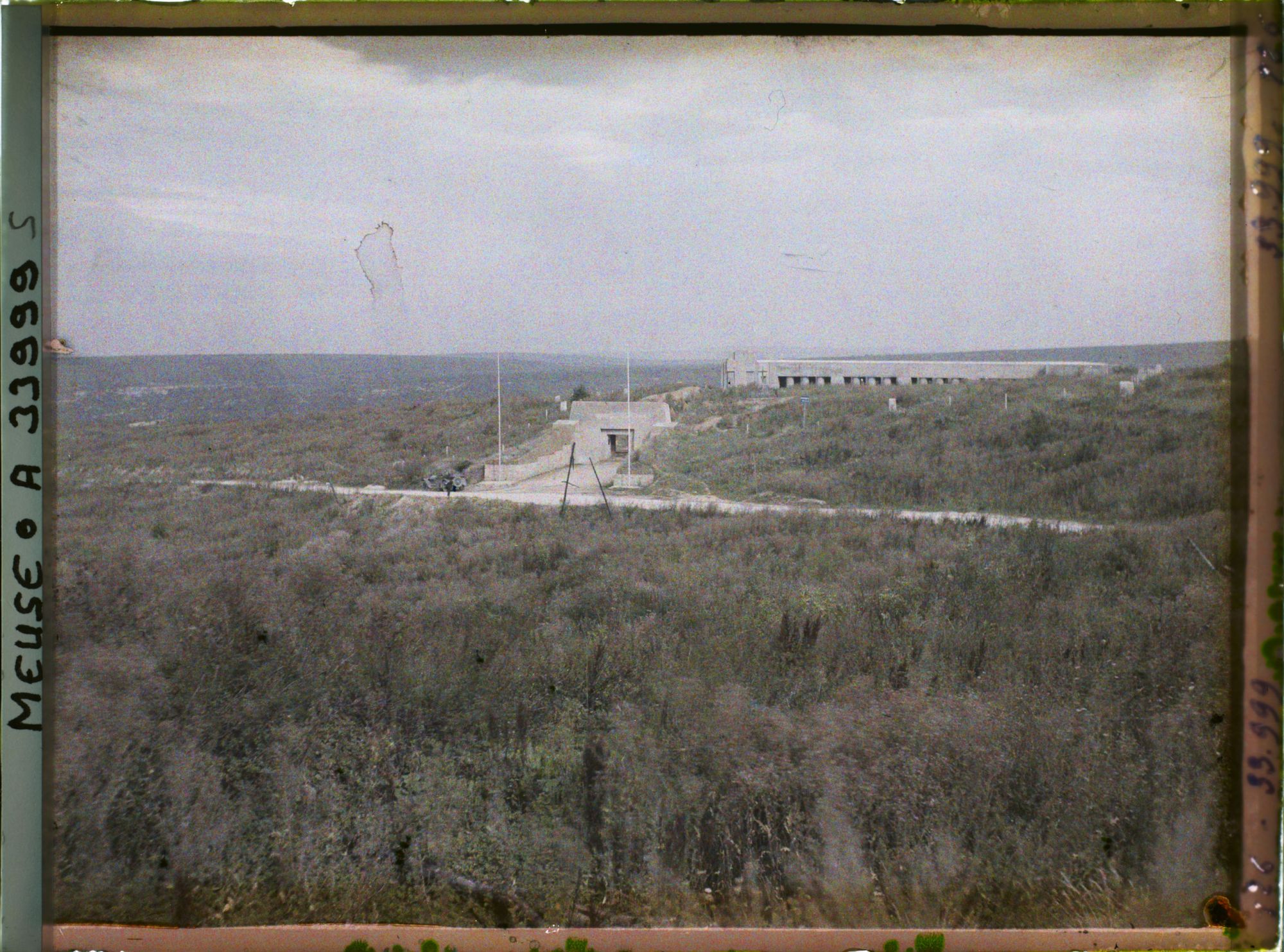 Image représentant France, Douaumont, L'ensemble du Monument