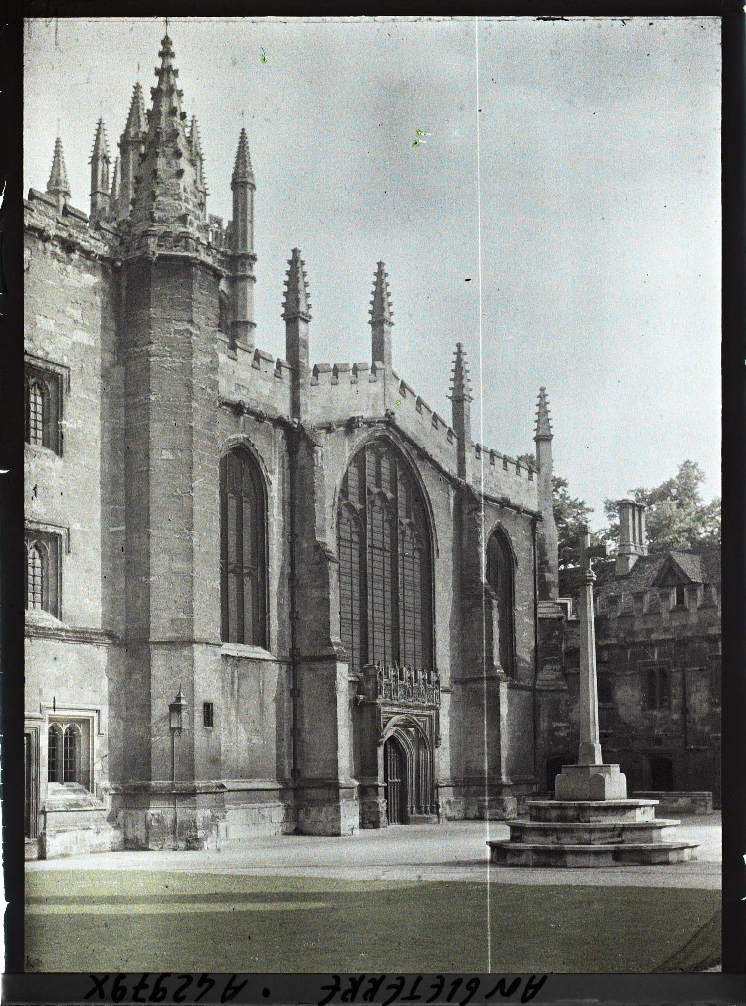 Image représentant Le côté ouest du Magdalen College