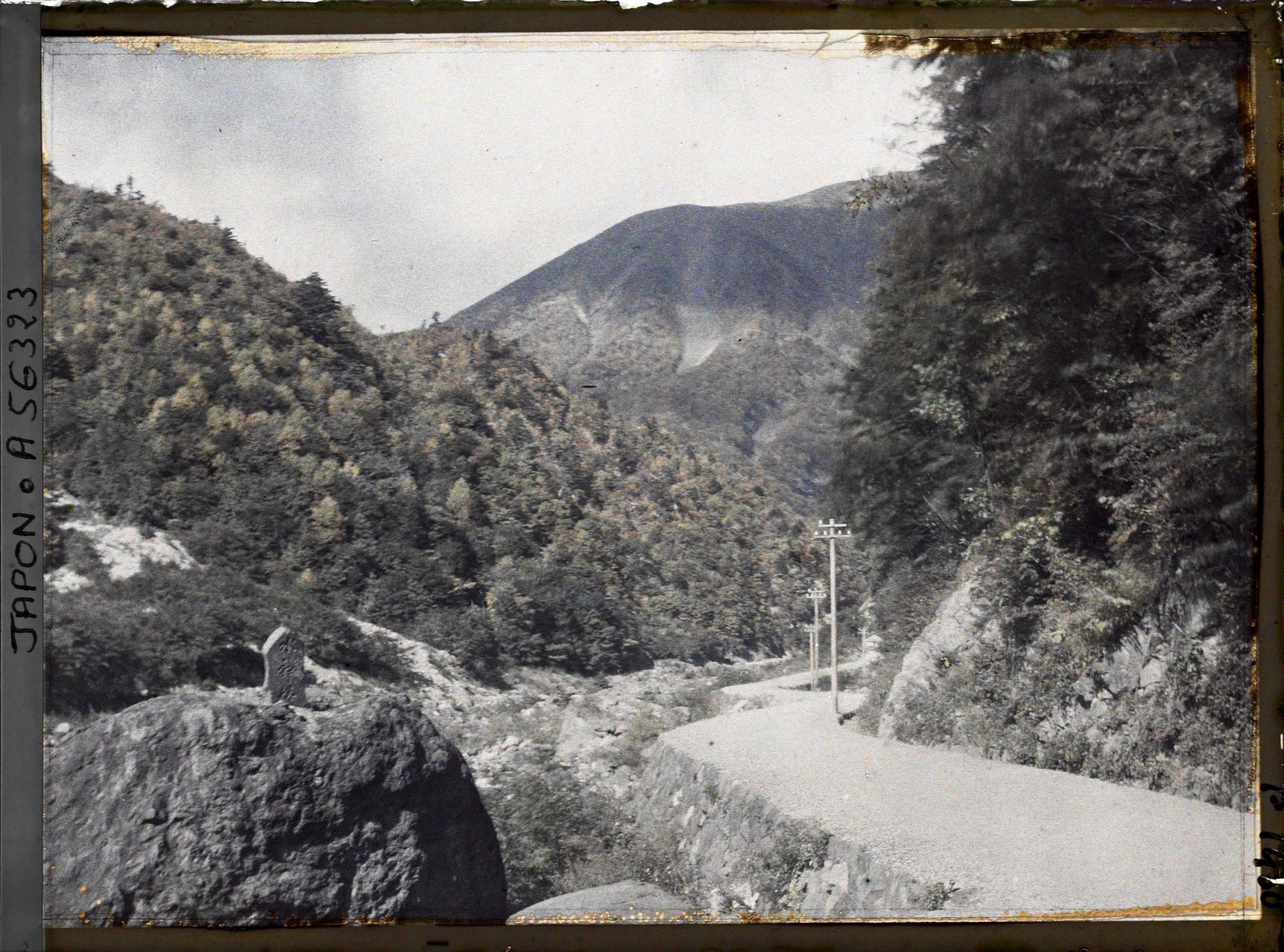 Image représentant La route Irohazaka