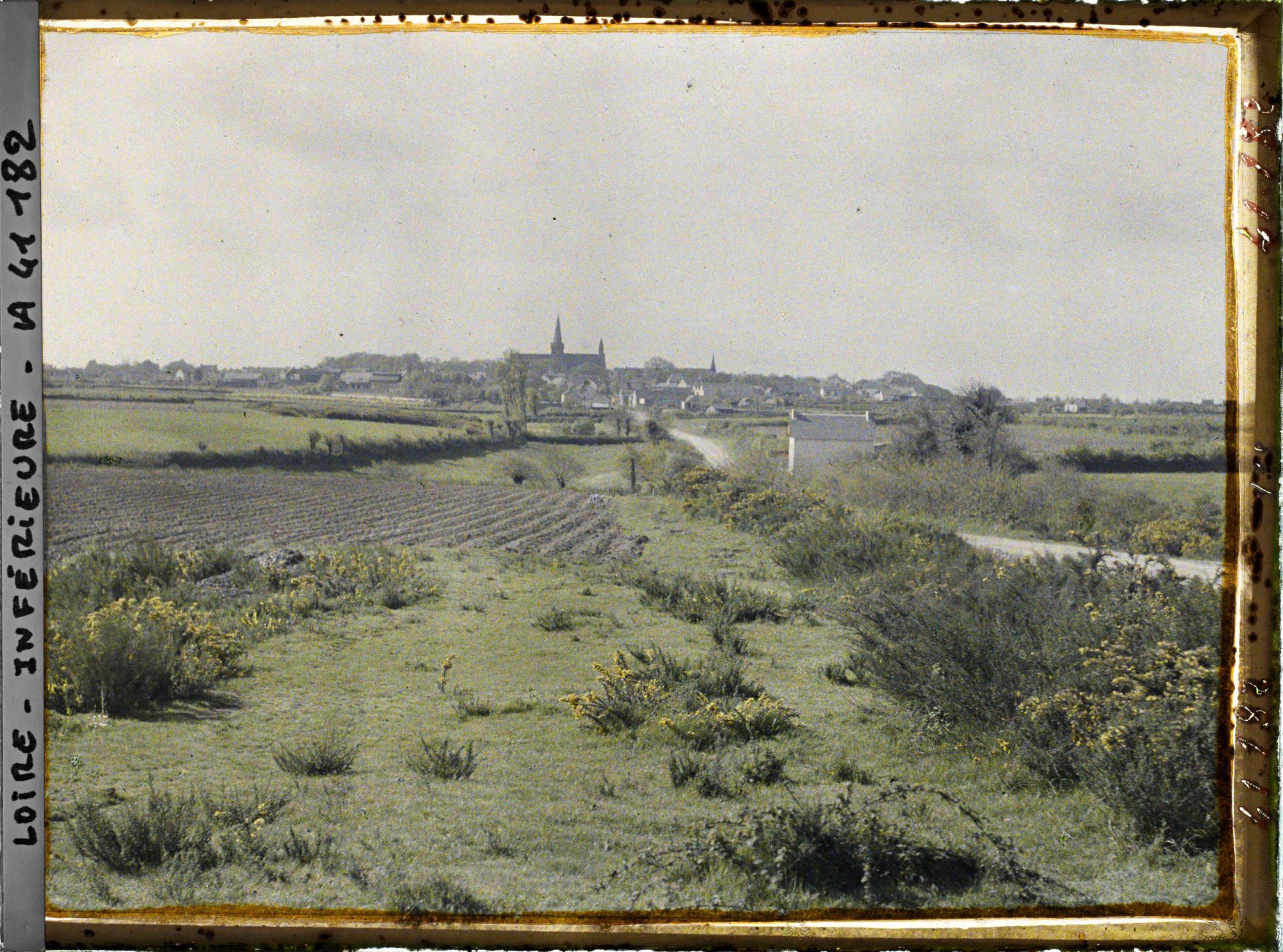 Image représentant Vue de Guérande prise depuis la route de La Roche Bernard
