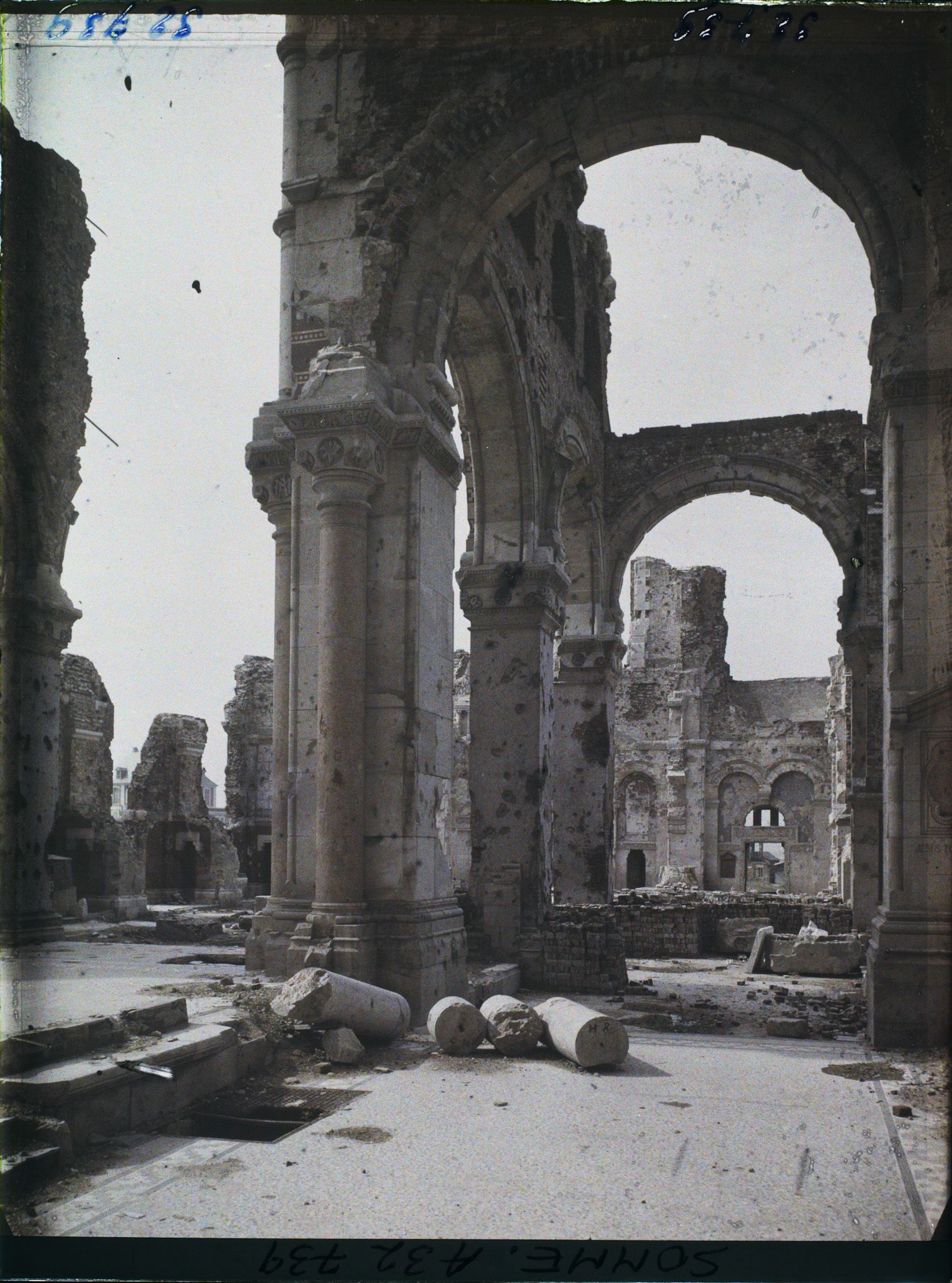 Image représentant France, Albert, Bas Côté Ouest Déblayé