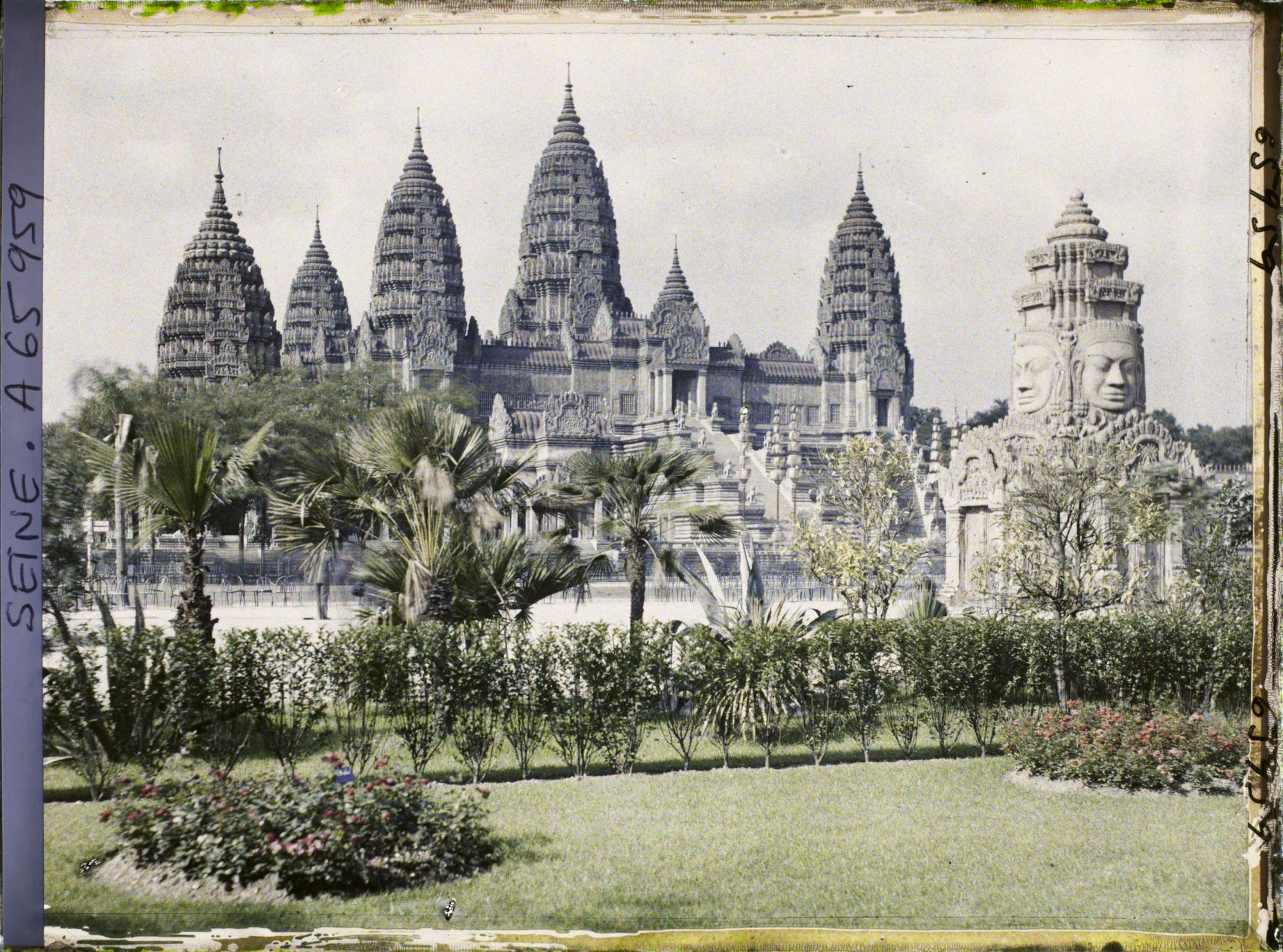 Image représentant L'Exposition Coloniale Internationale de 1931, le temple d'Angkor Vat