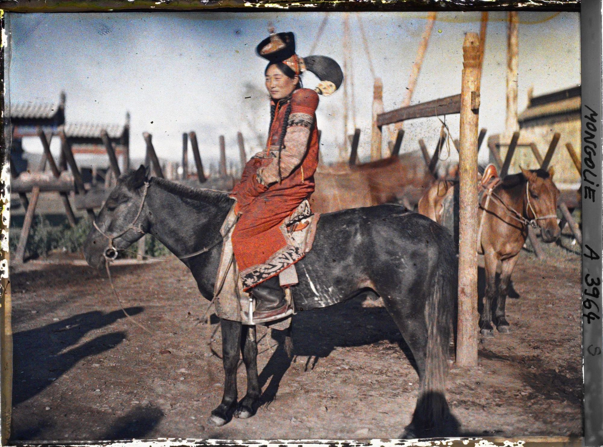 Image représentant Une femme mariée khalkha