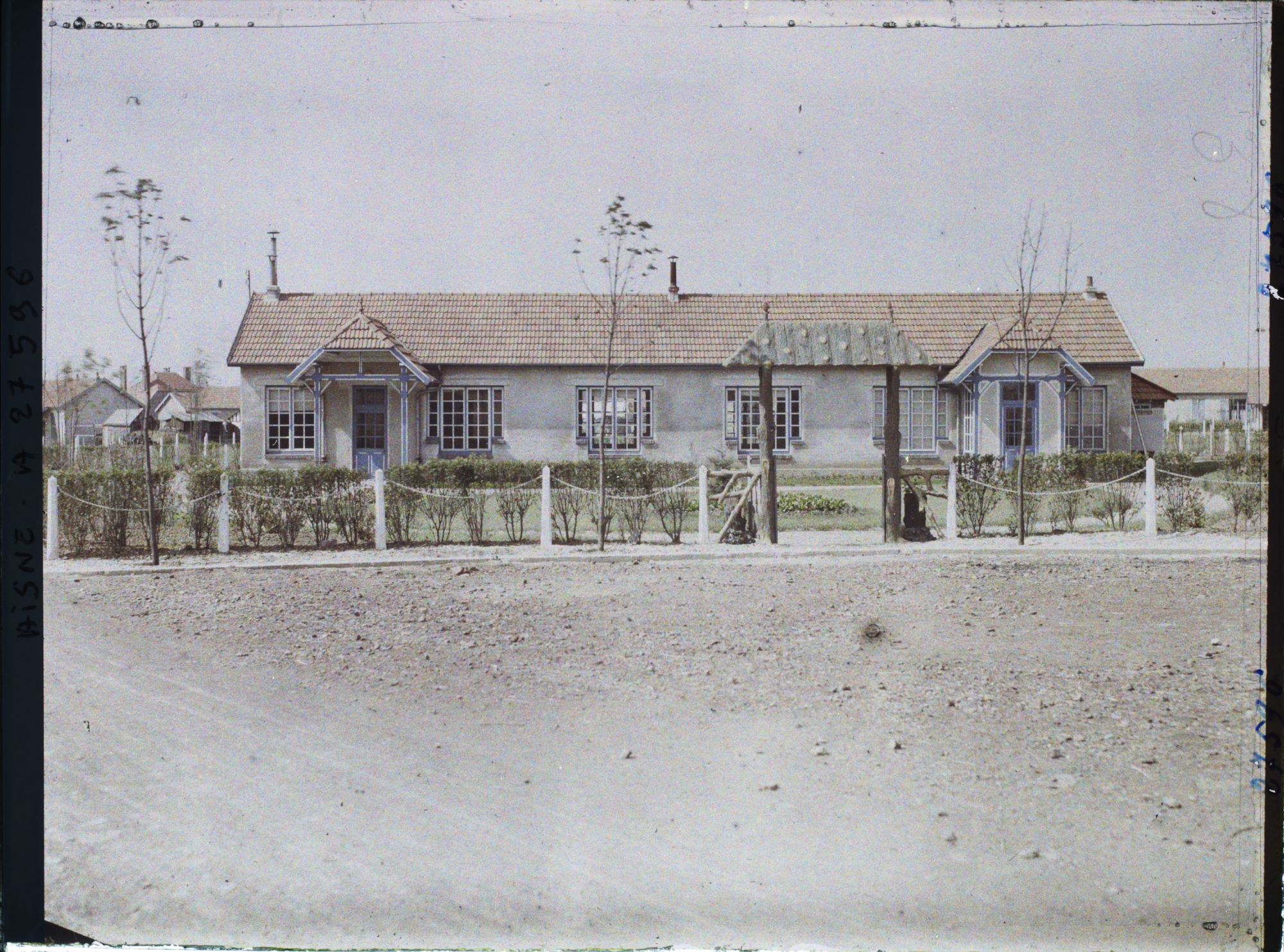 Image représentant France, Tergnier, Cité des Chemineaux, La Grand'Place de France, Atelier de Couture de Jeunes filles