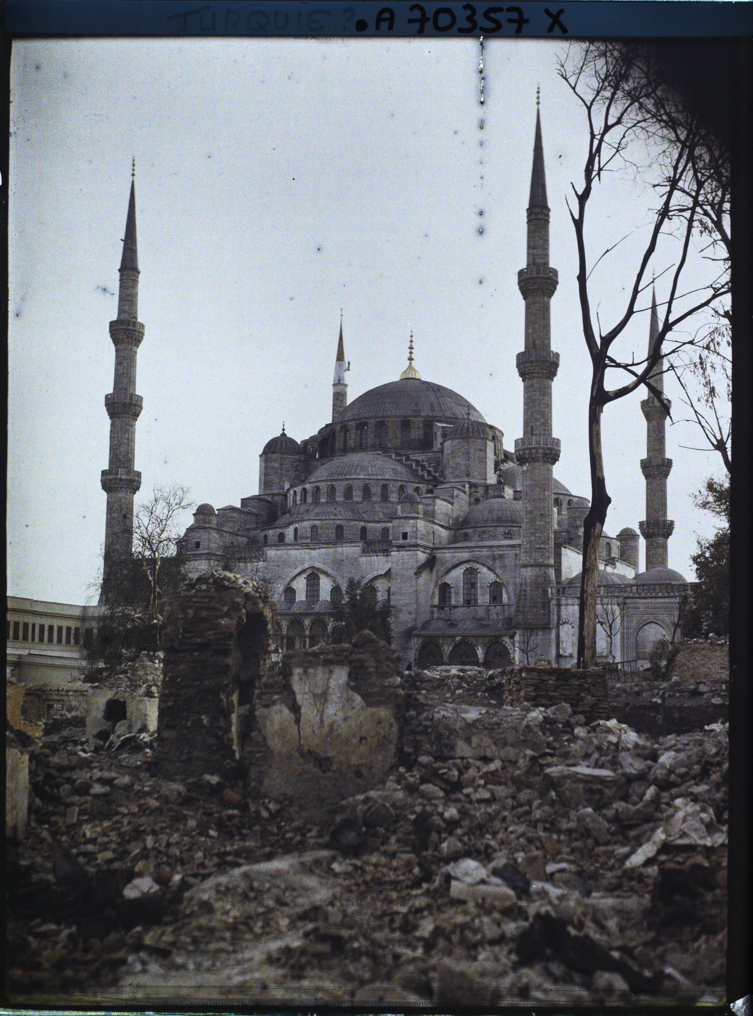 Image représentant Vue d'ensemble sur la Süleymaniye Camii (mosquée de Soliman le Magnifique)
