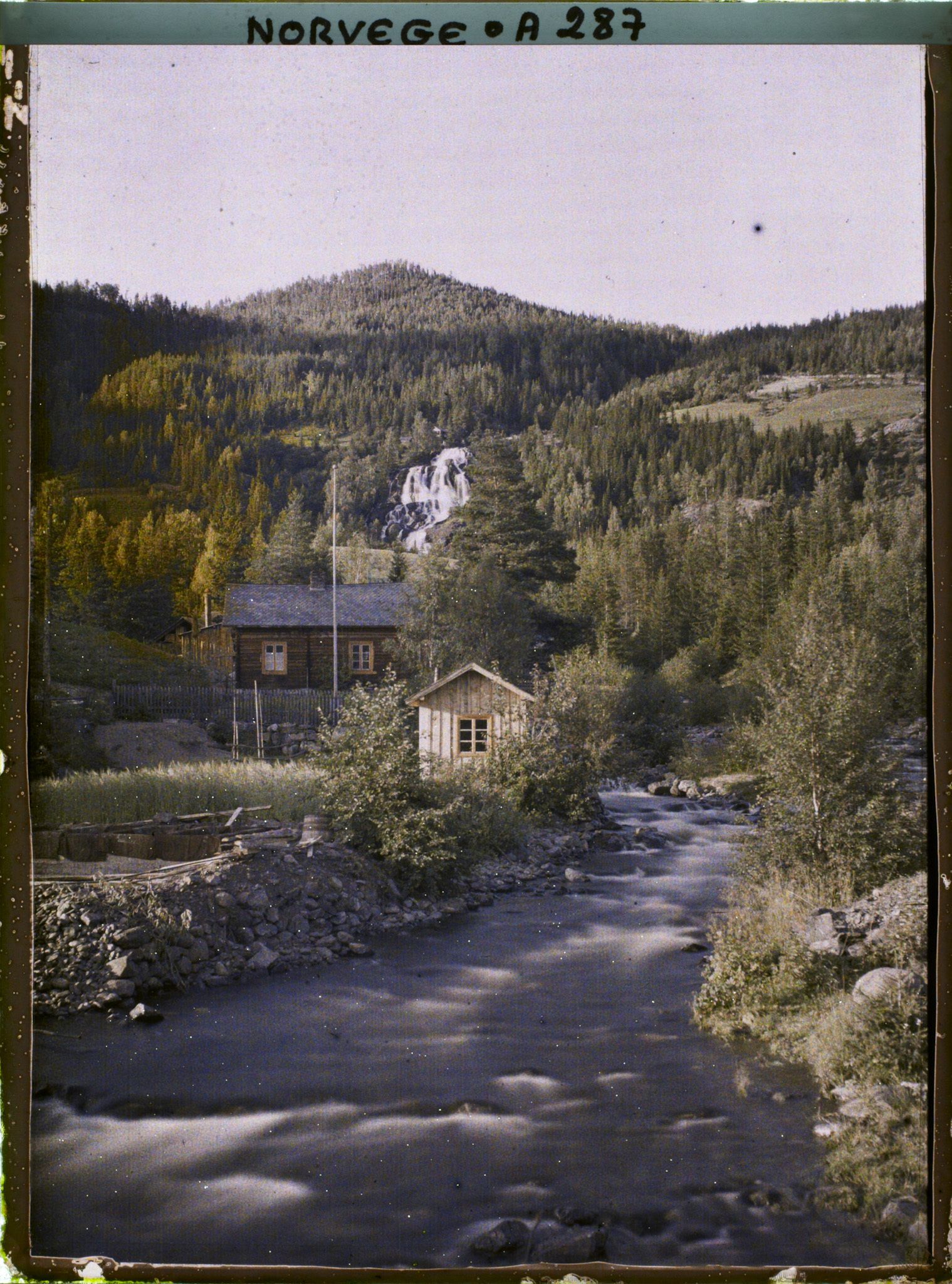 Image représentant La rivière Noeselv