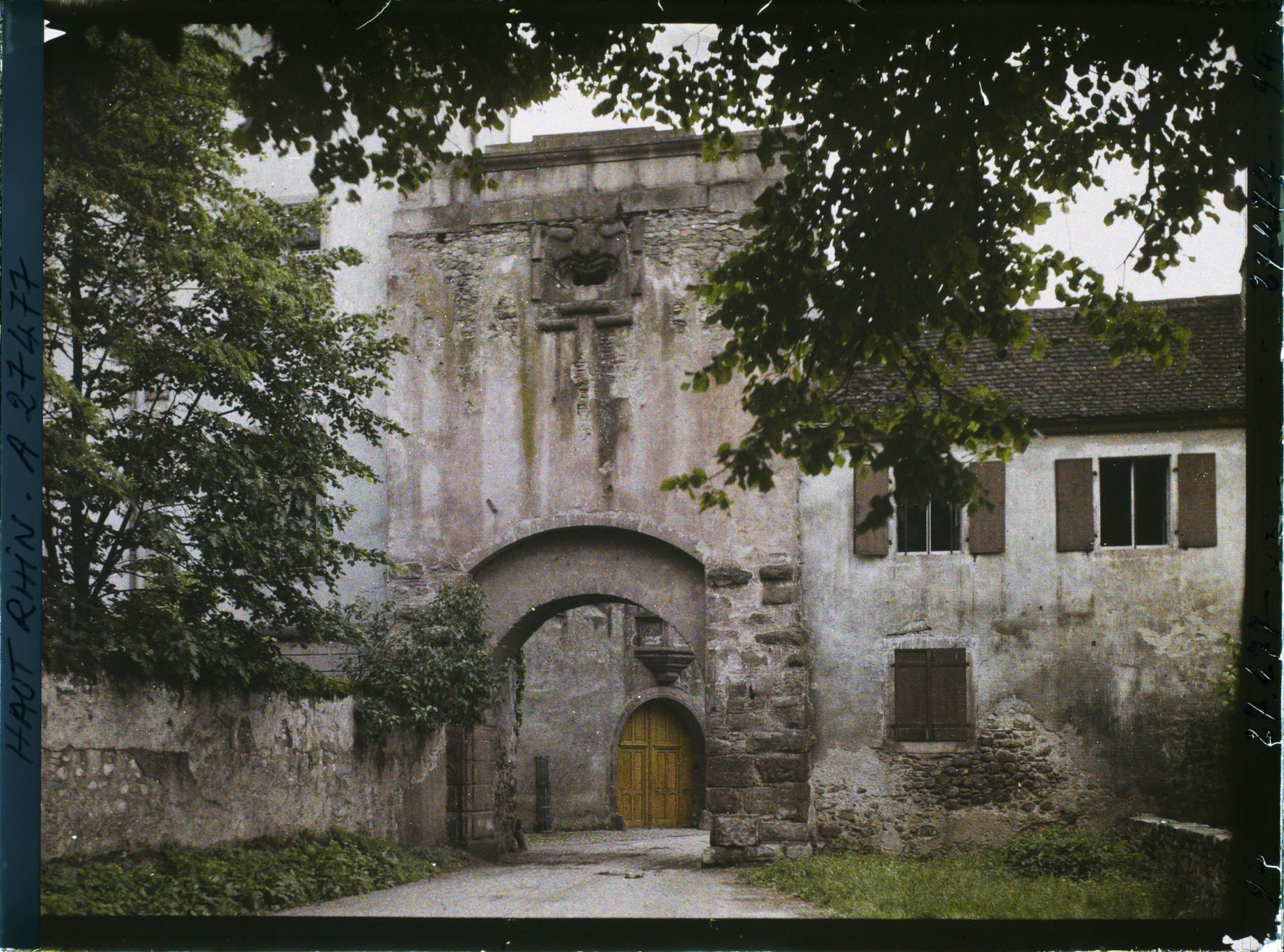 Image représentant France, Kienzheim, Une des portes de la Ville
