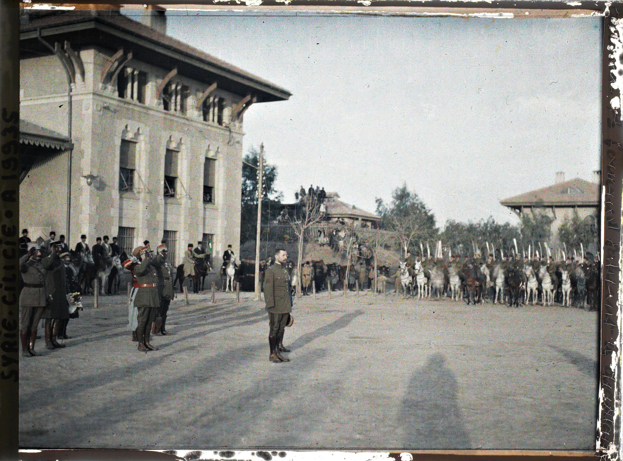 Image représentant Le général Gouraud en visite en Cilicie