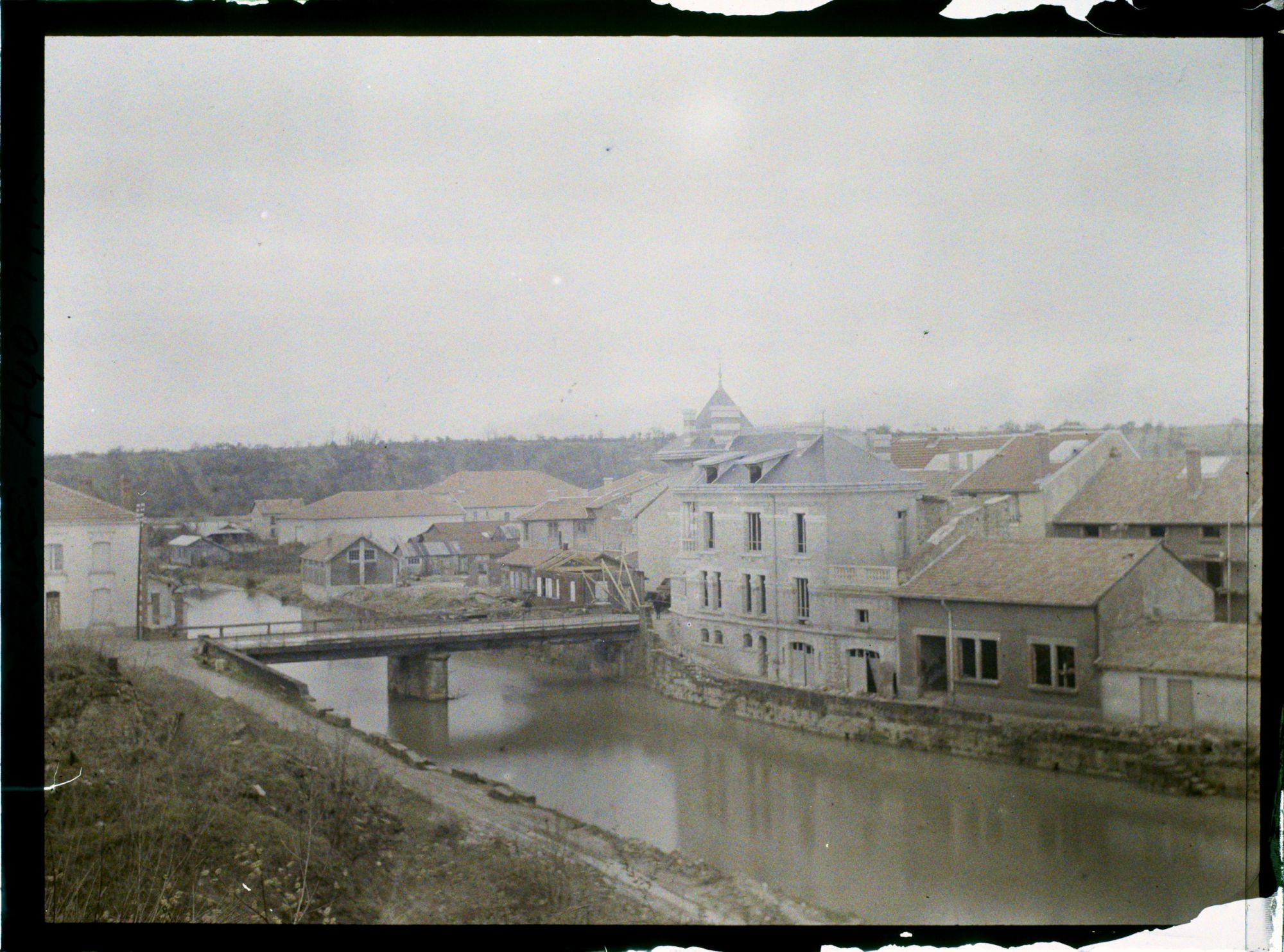 Image représentant France, Varennes, Bords de l'Aire