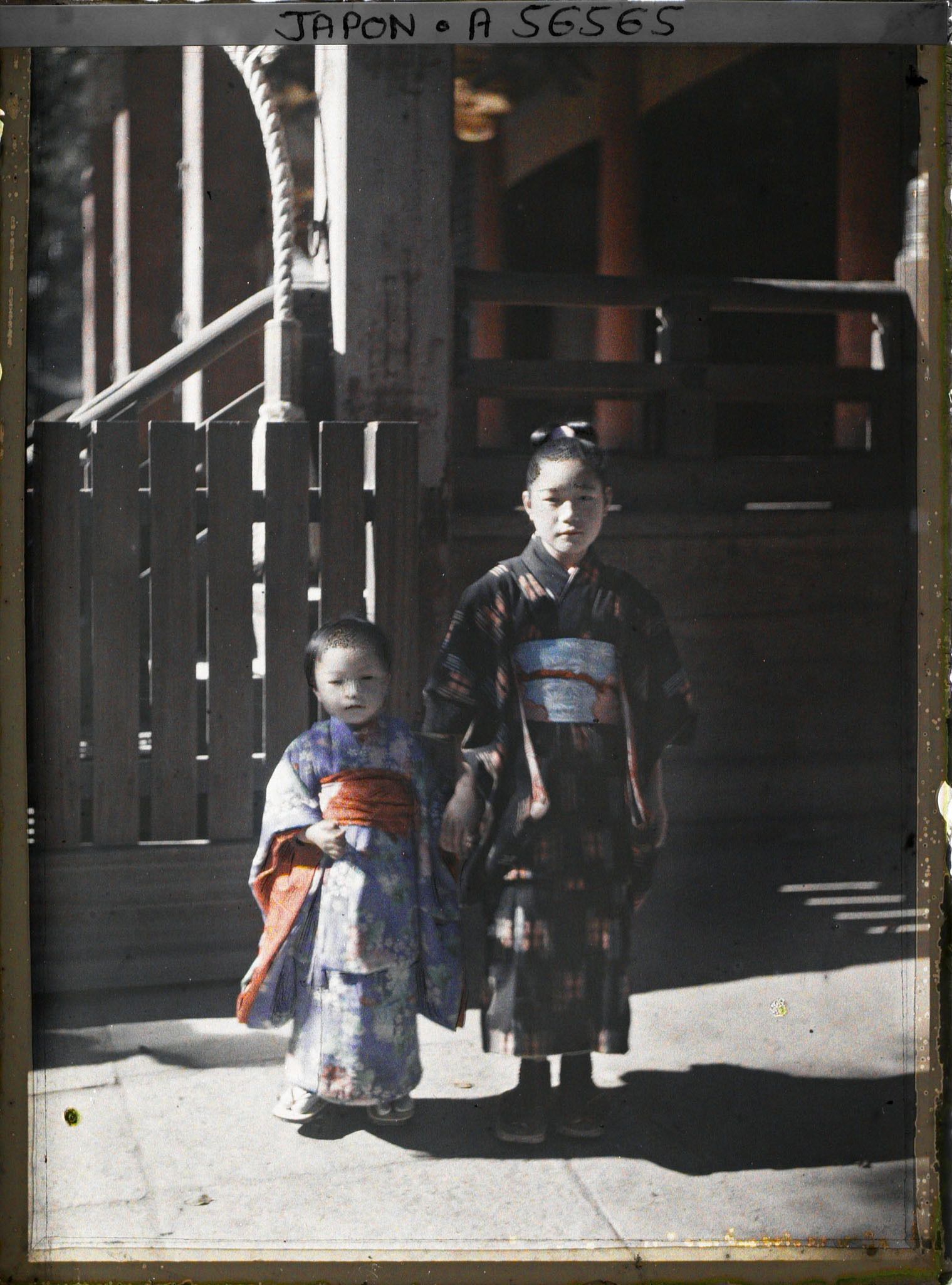 Image représentant Fête des enfants Shichi-go-san (" sept-cinq-trois ") au sanctuaire Yasaka-jinja