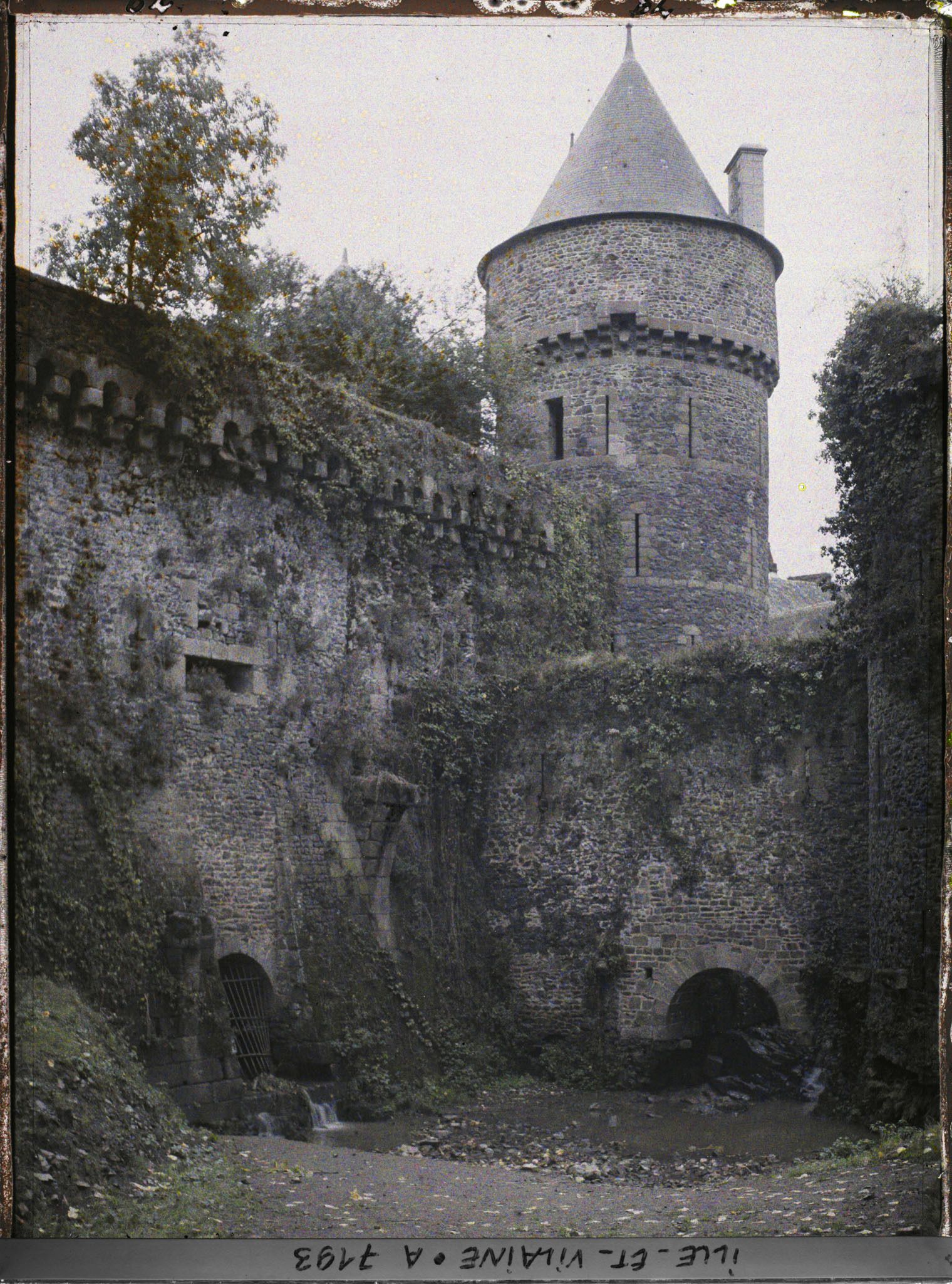 Image représentant L'enceinte fortifiée