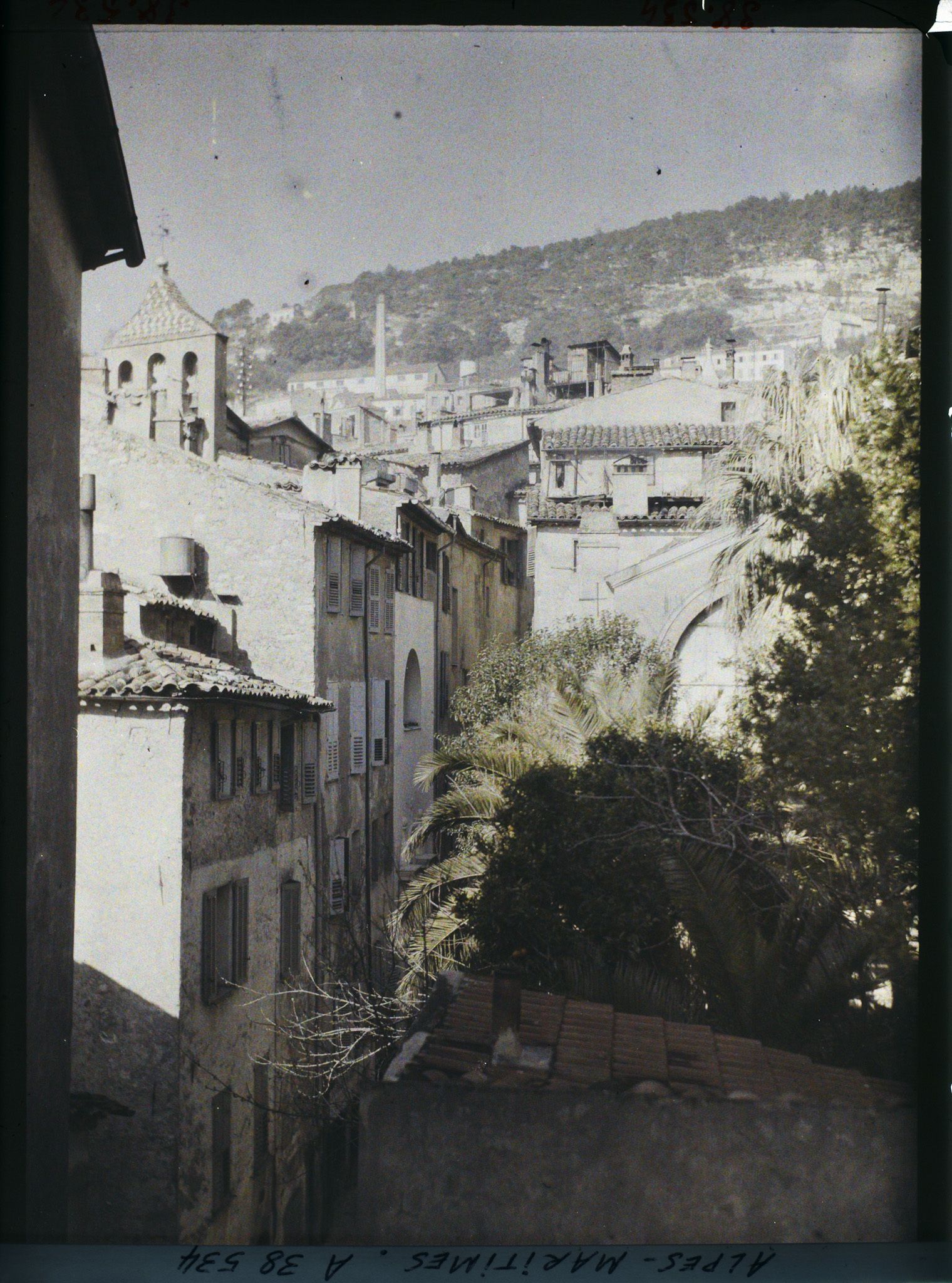Image représentant Vue sur la ville avec la rue Tracastel en contrebas