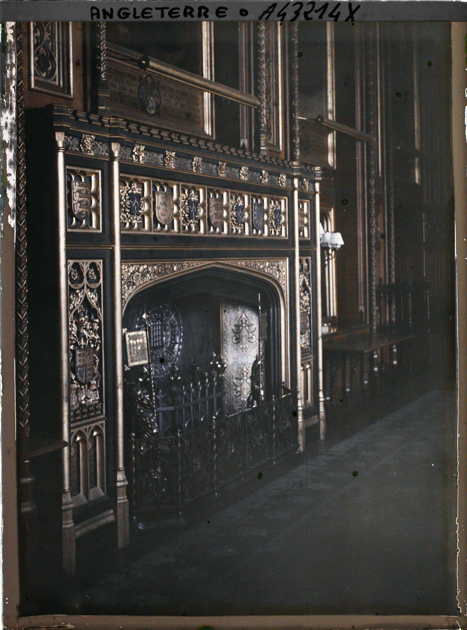 Image représentant La cheminée de la grande salle de la Speaker Residence au Parlement