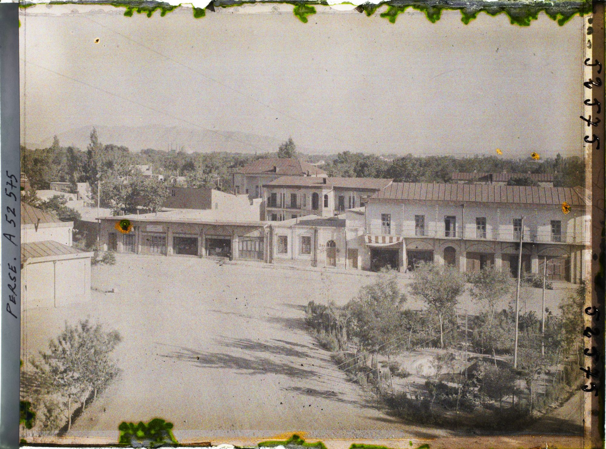 Image représentant Panorama sur un quartier de la ville, en direction de la ville de Ray