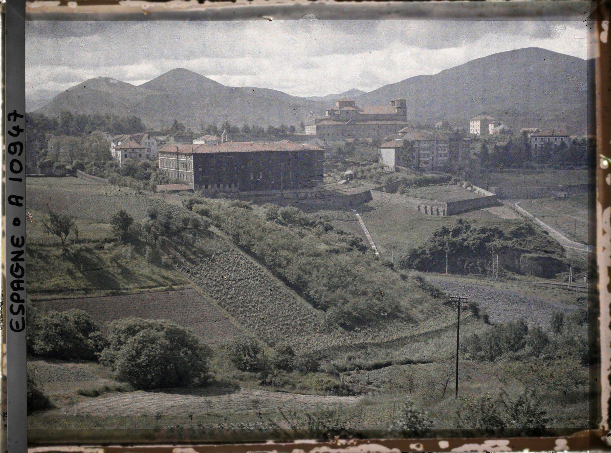 Image représentant Espagne, Bilbao, Vue vers le Sud sur les montagnes