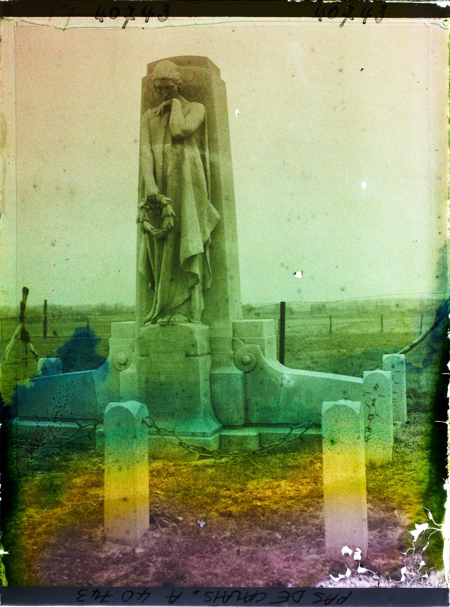 Image représentant France, Givenchy-les-Labassée, Le Monument Anglais