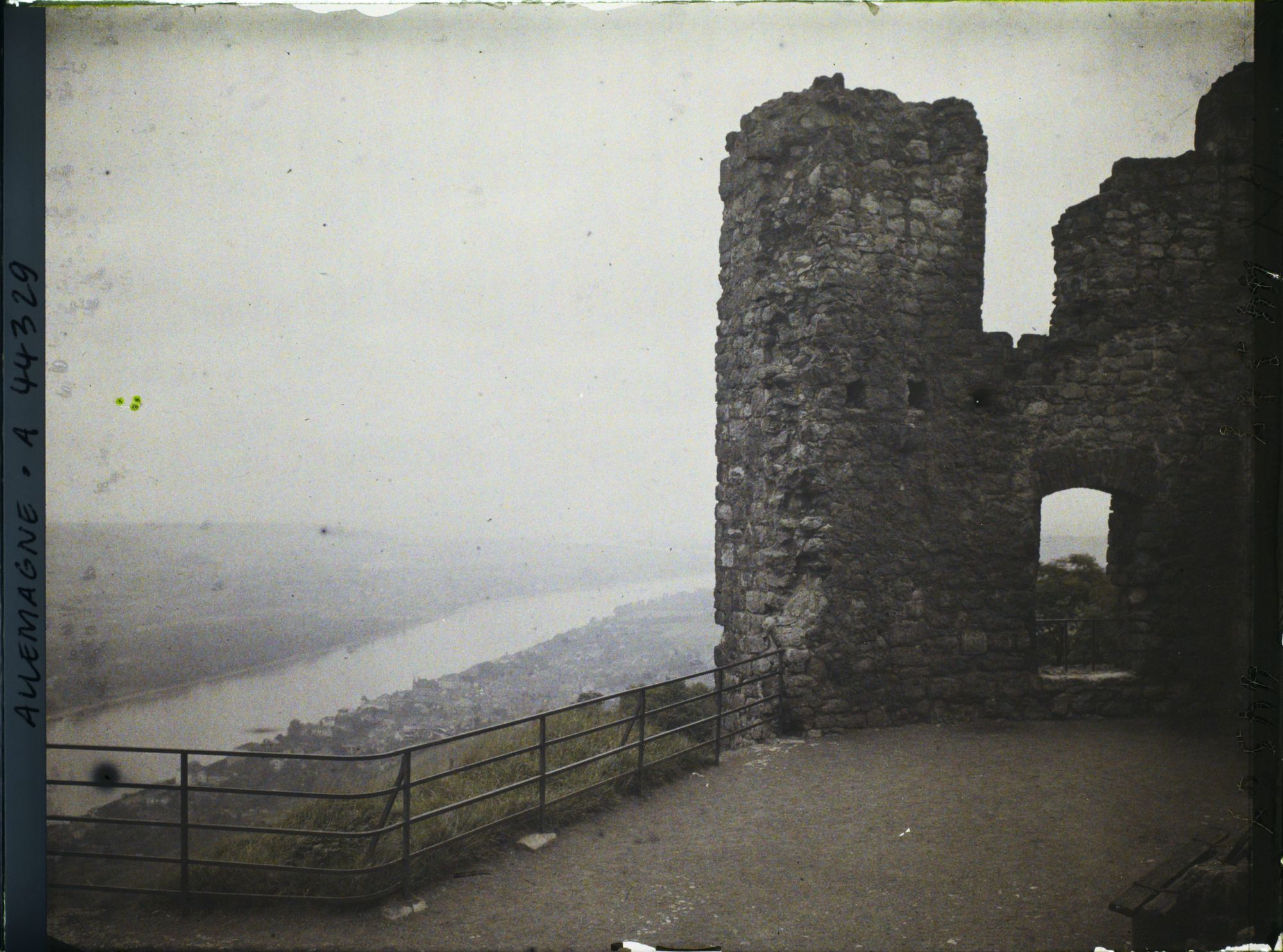 Image représentant Allemagne, Königswinter, Ruines du Drachenfels