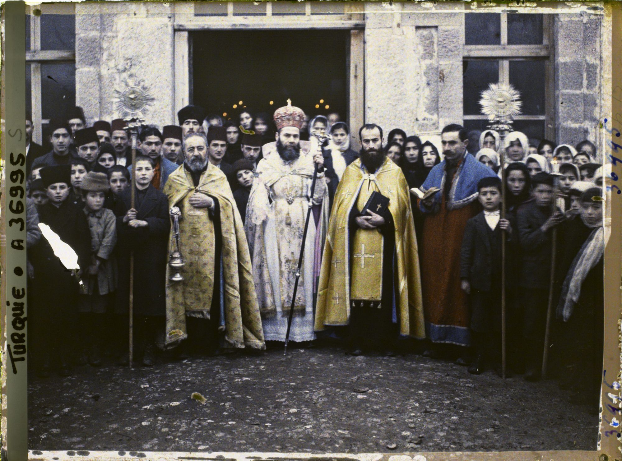 Image représentant Turquie, Angora, Prêtres Arméniens Catholiques devant leur Chapelle