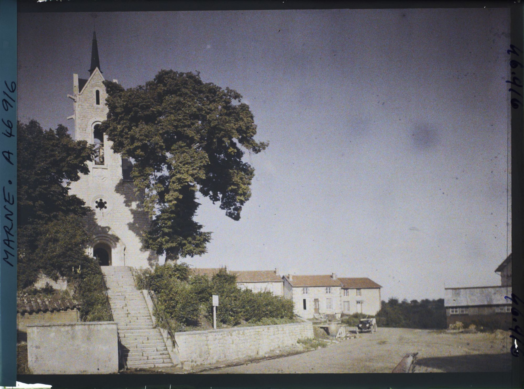 Image représentant France, St Thomas Marne (76 h), Abords de l'Eglise et sortie de St Thomas