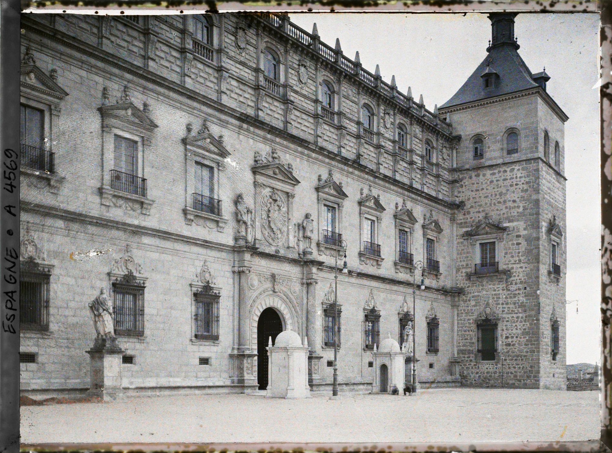 Image représentant Espagne, Tolède, Façade de l'Alcazar