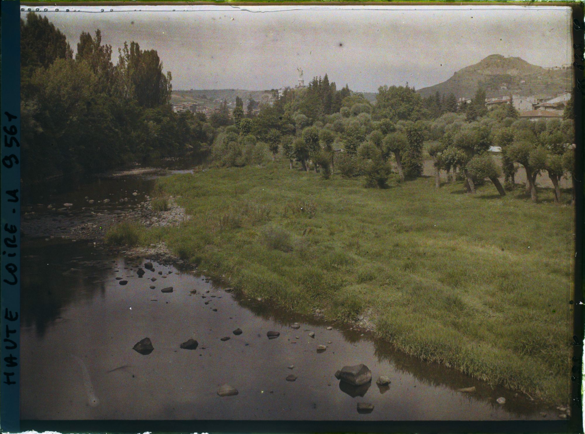 Image représentant Le Dolaizon vu depuis le pont Vieux