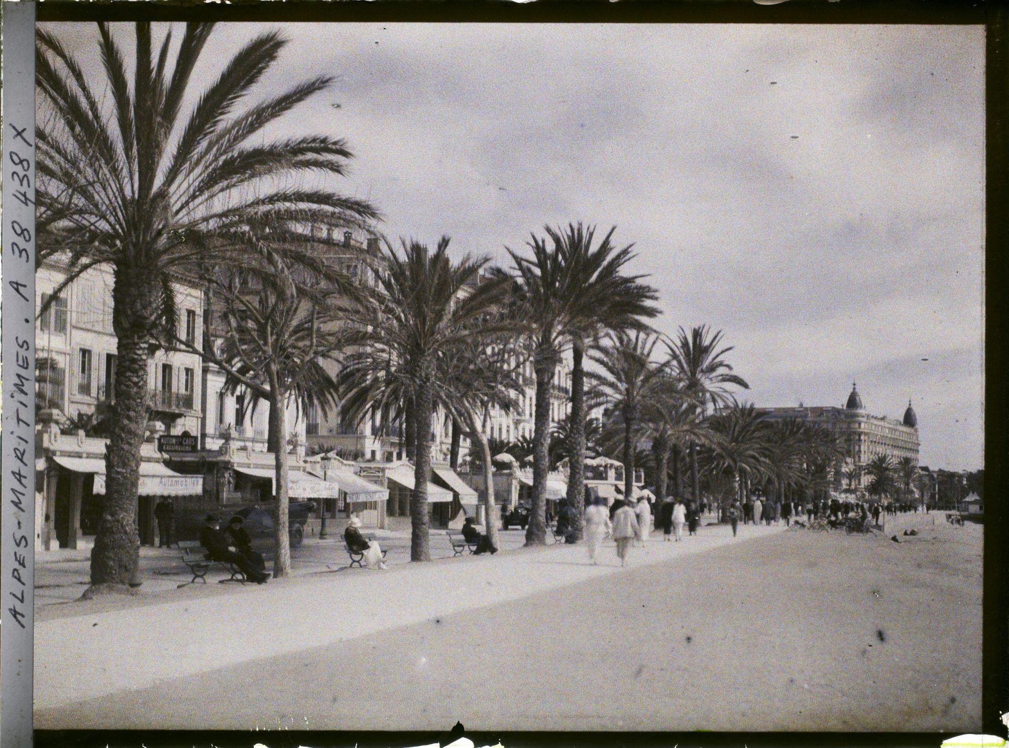 Image représentant La promenade de midi sur la Croisette