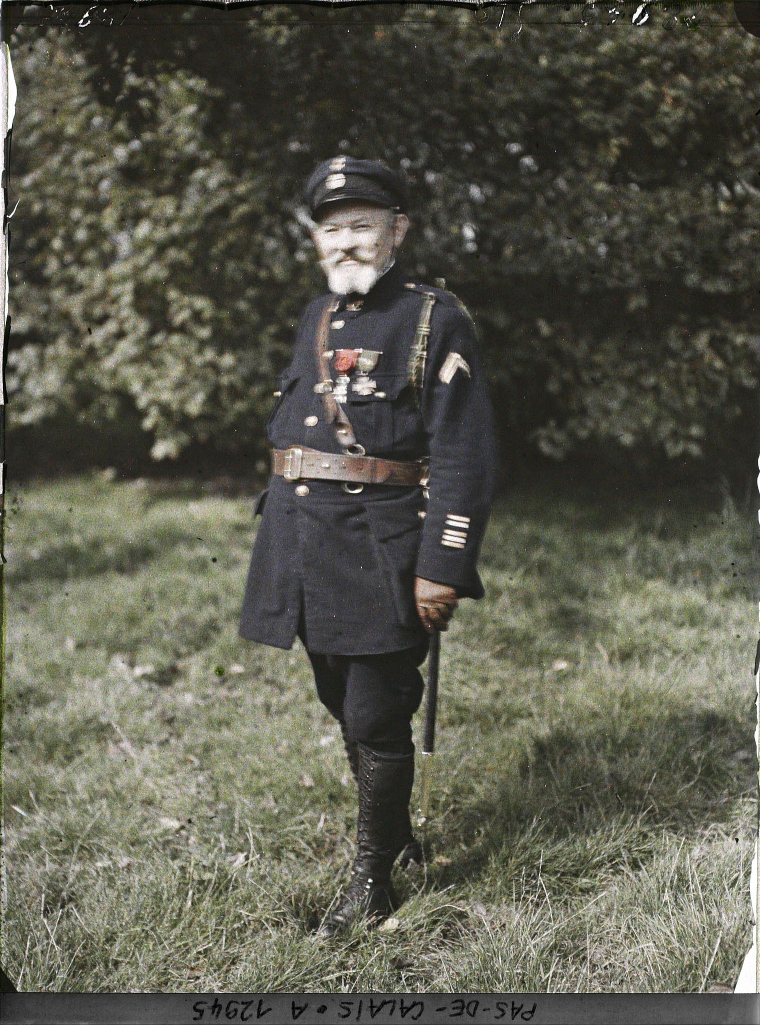 Image représentant St Folquen, De Maupeau, Commt les fusiliers marins