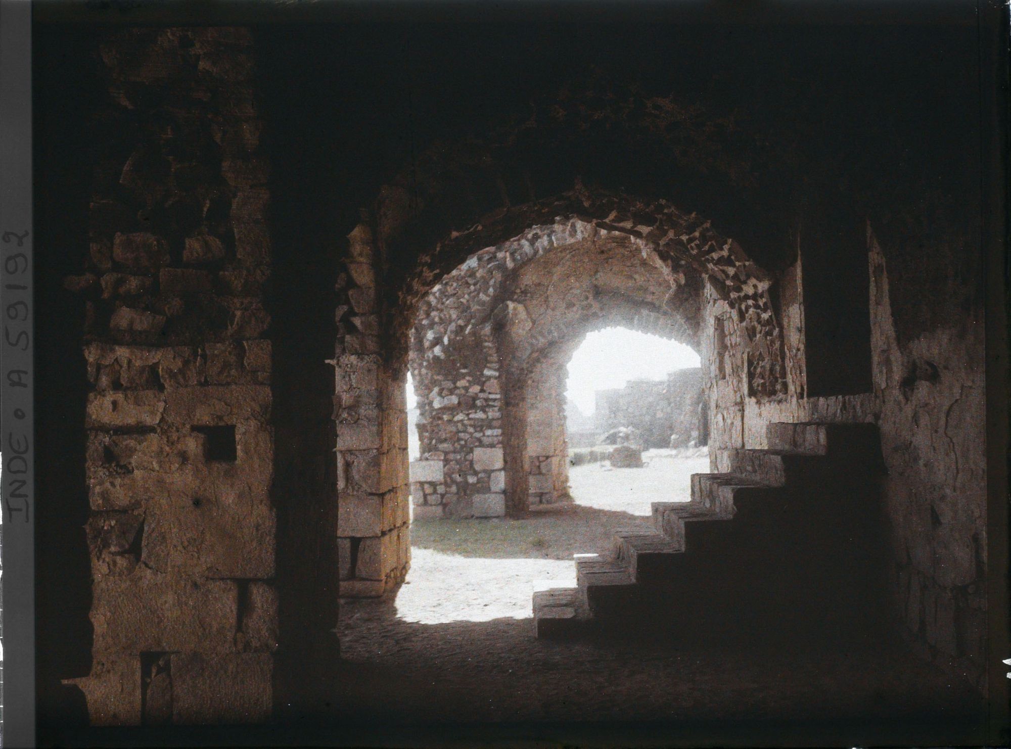 Image représentant Galerie et escalier du Vieux Fort (Purana Qila)