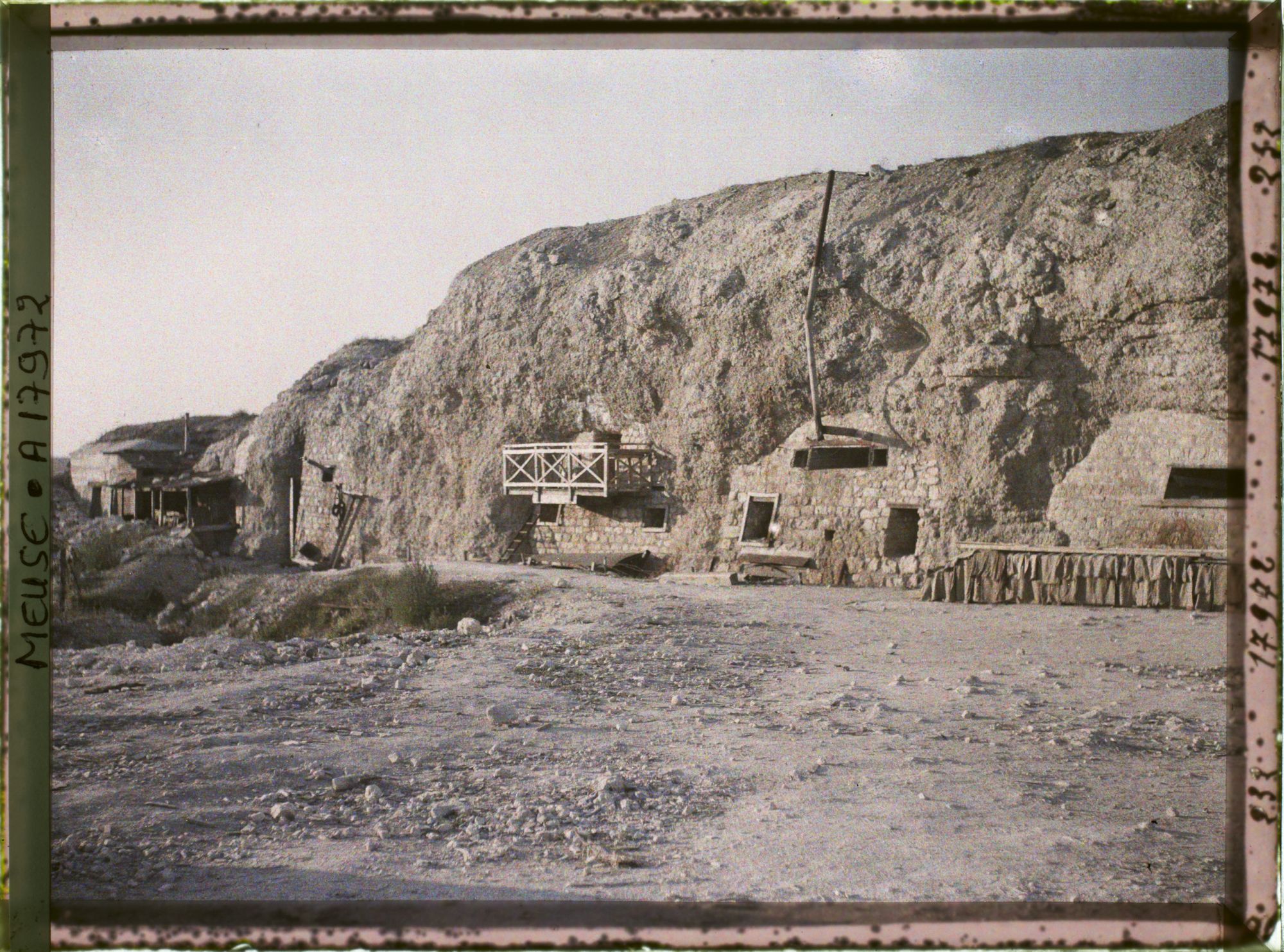 Image représentant France, Fort de Vaux, Vue de la Cour d'entrée