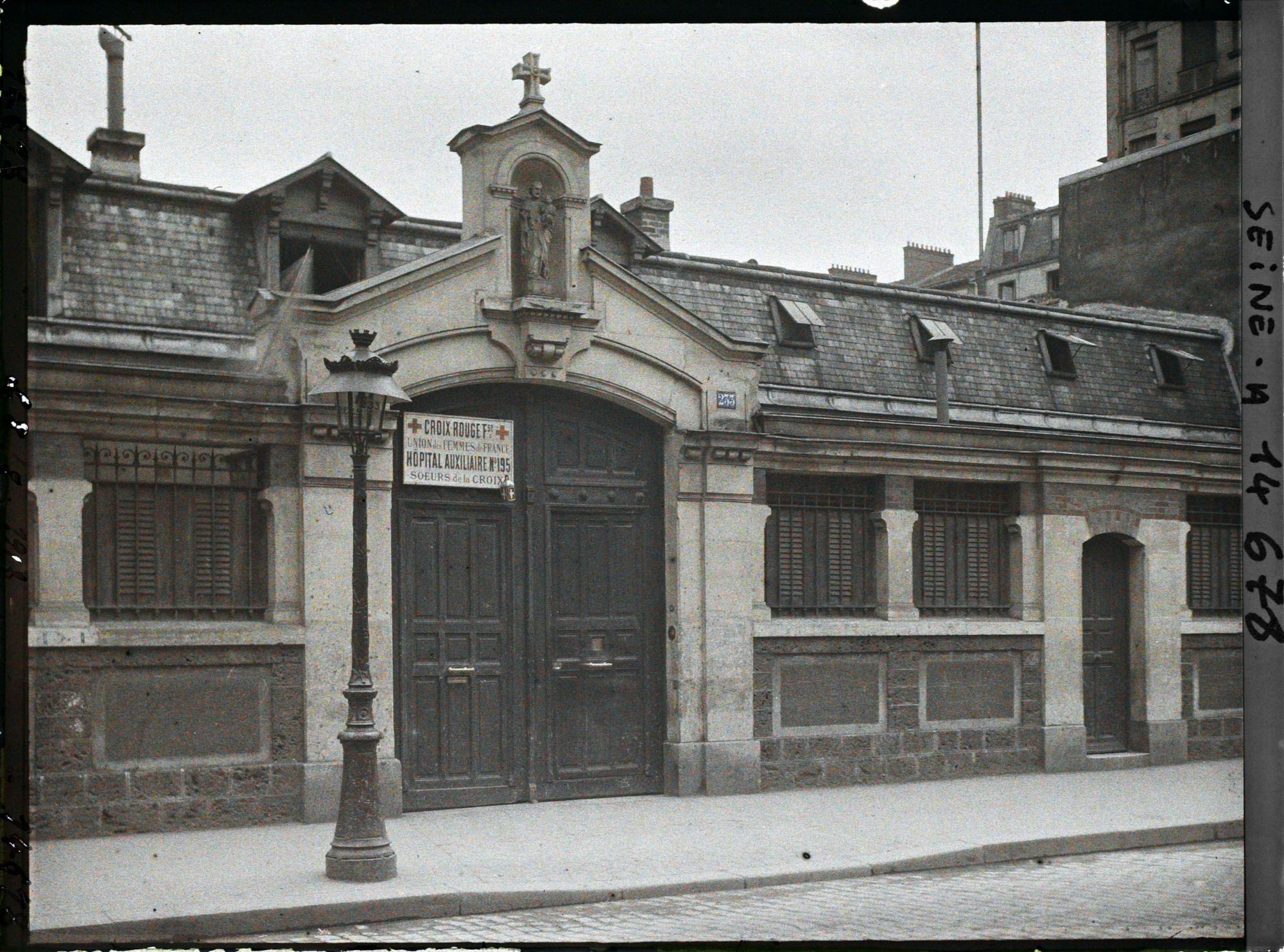 Image représentant Hôpital auxiliaire au 233 rue de Vaugirard ? Union des Femmes de France, les Sœurs de la Croix