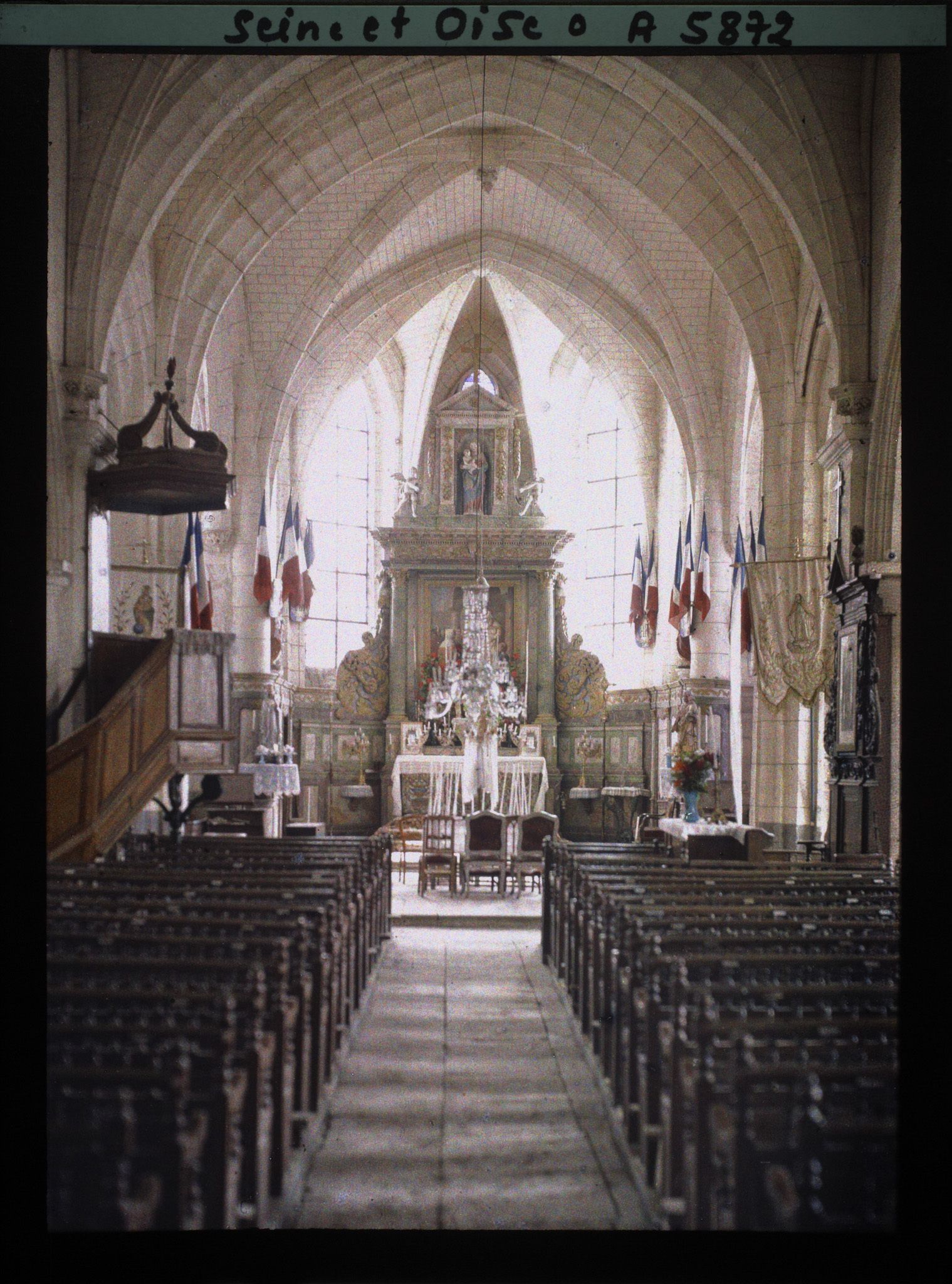 Image représentant France, Méry, Intérieur de l'Eglise