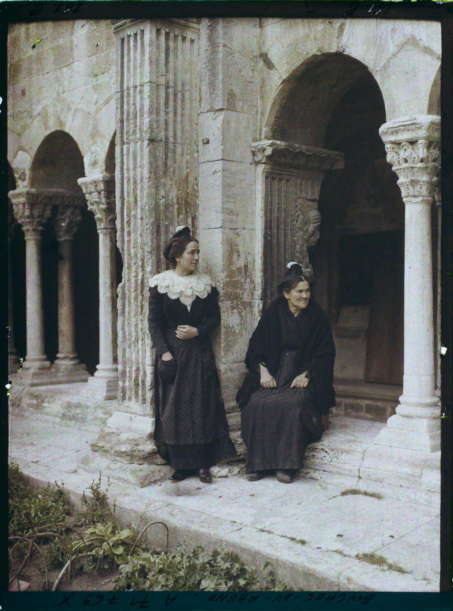 Image représentant Portrait d'arlésiennes, Madame Allemand et Madame Marie Busset